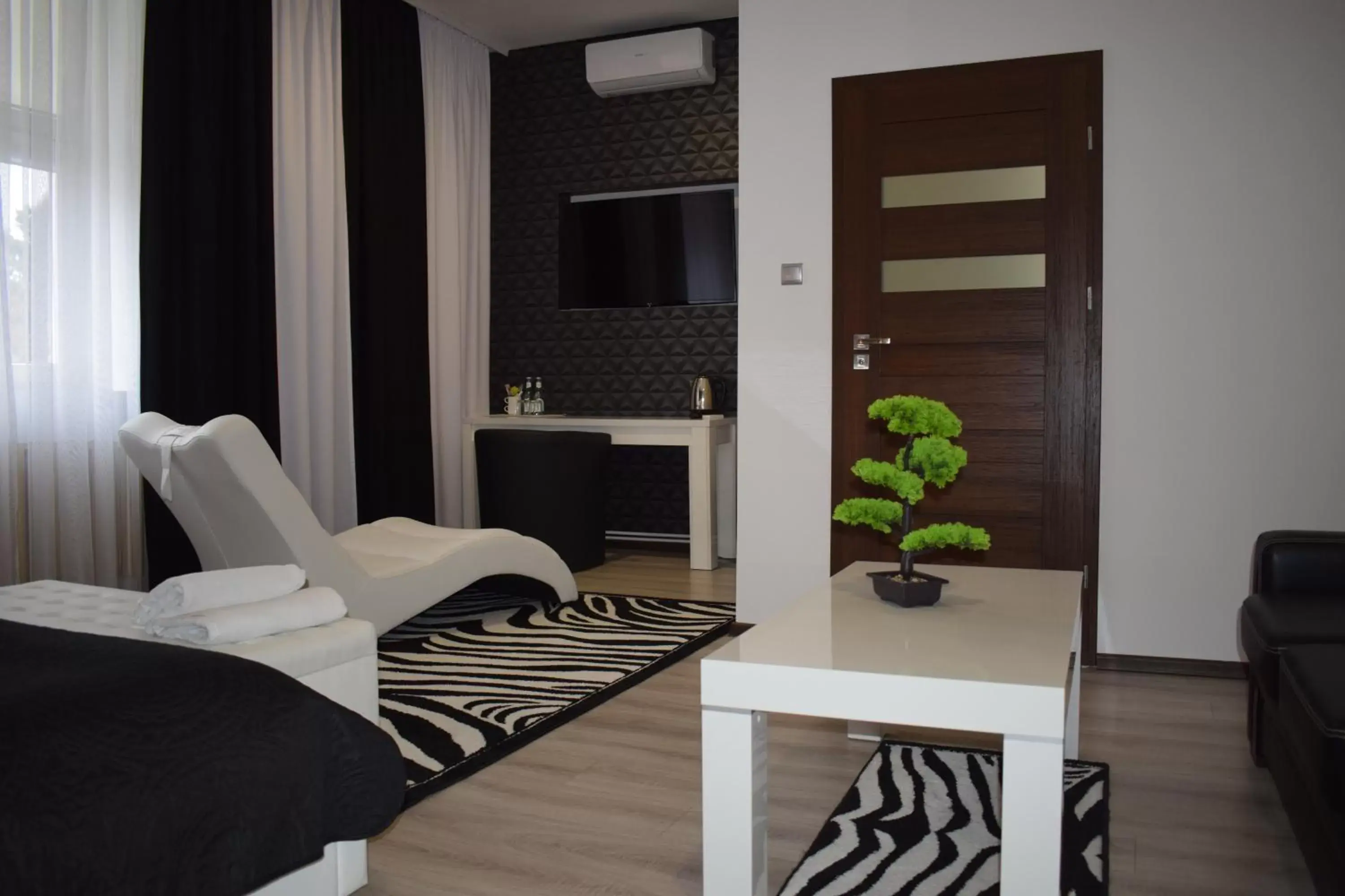 Sepia Restauracja & Noclegi Sepia Restauracja & Noclegi