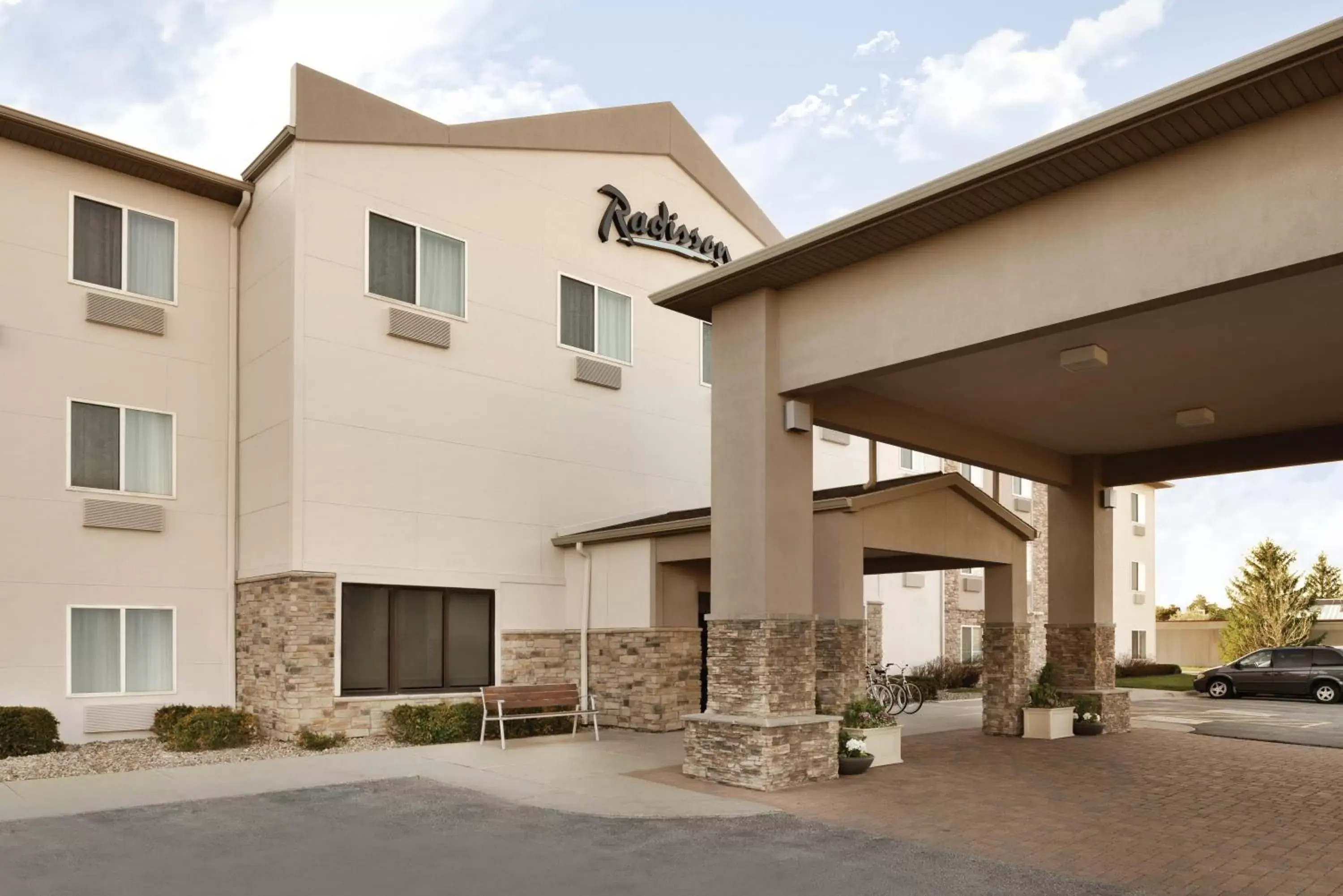 Facade/entrance in Radisson Hotel Ames Conference Center at ISU Facade/entrance in Radisson Hotel Ames Conference Center at ISU