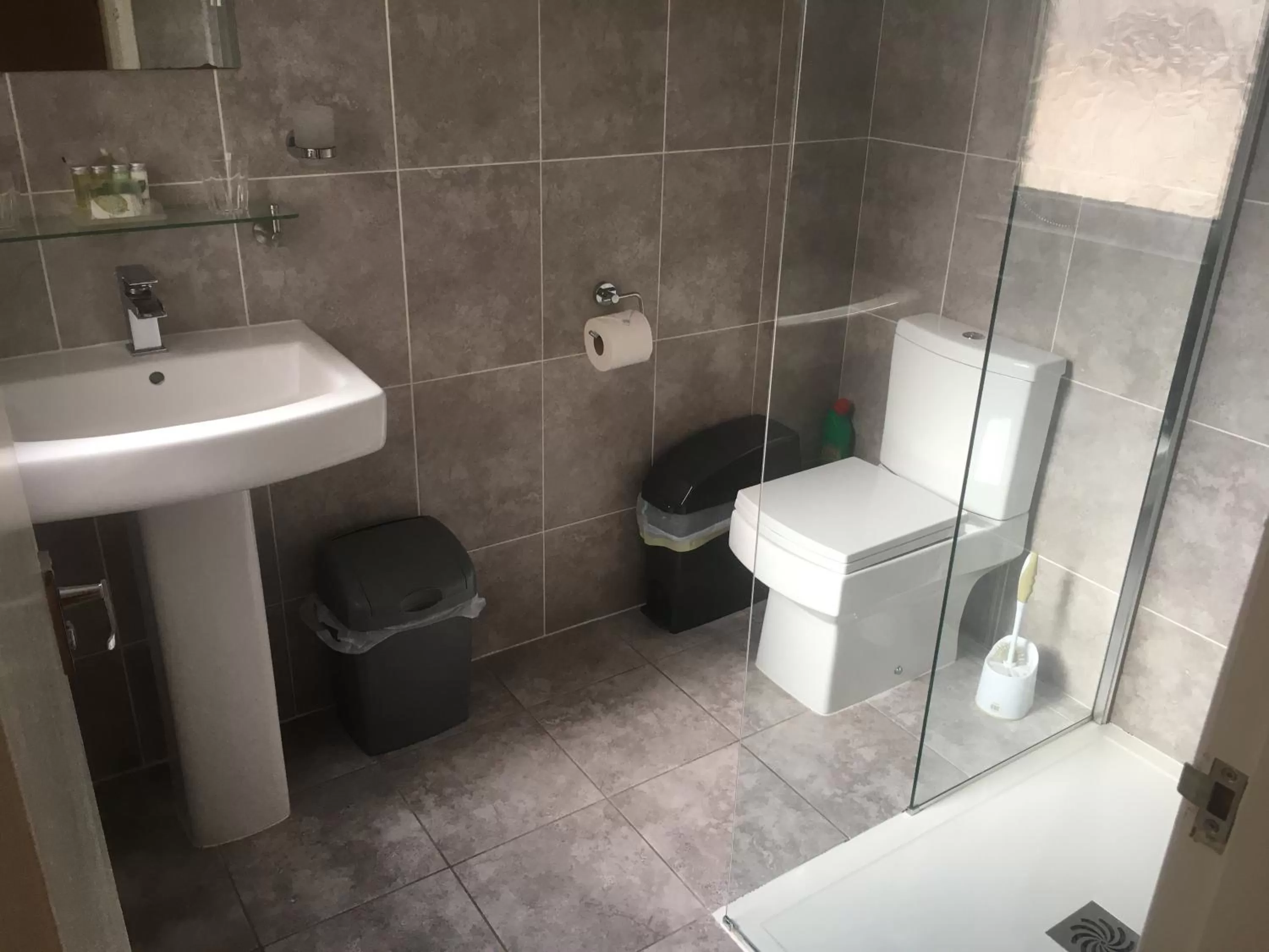 Bathroom in Buile Hill Holiday Flats