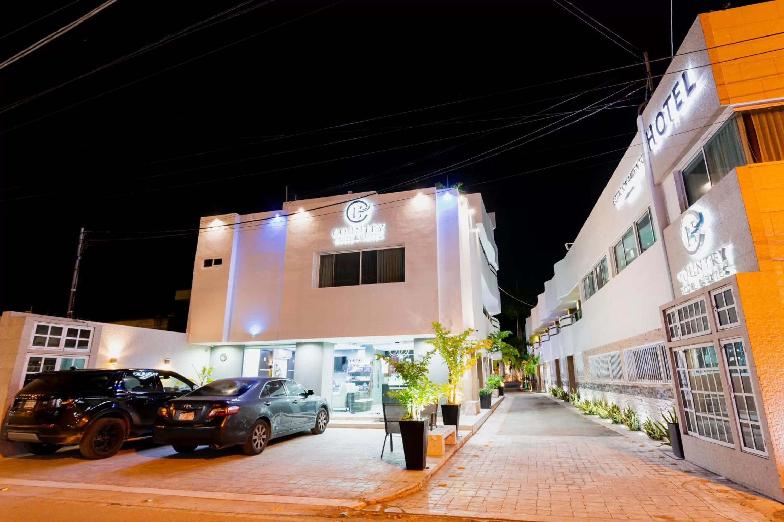 Hotel & Suites Country Valladolid