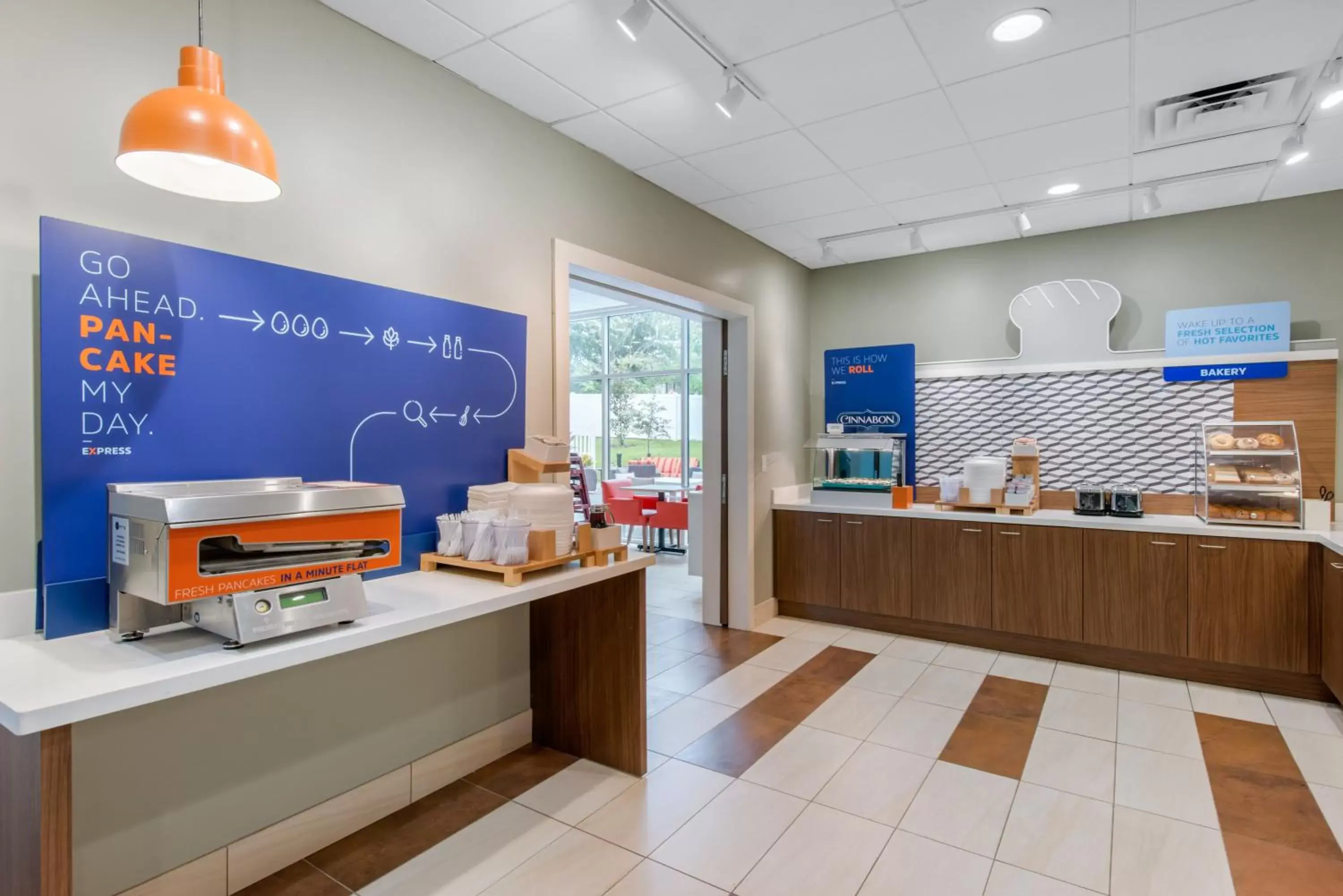 Breakfast in Holiday Inn Express & Suites - Wildwood - The Villages, an IHG Hotel