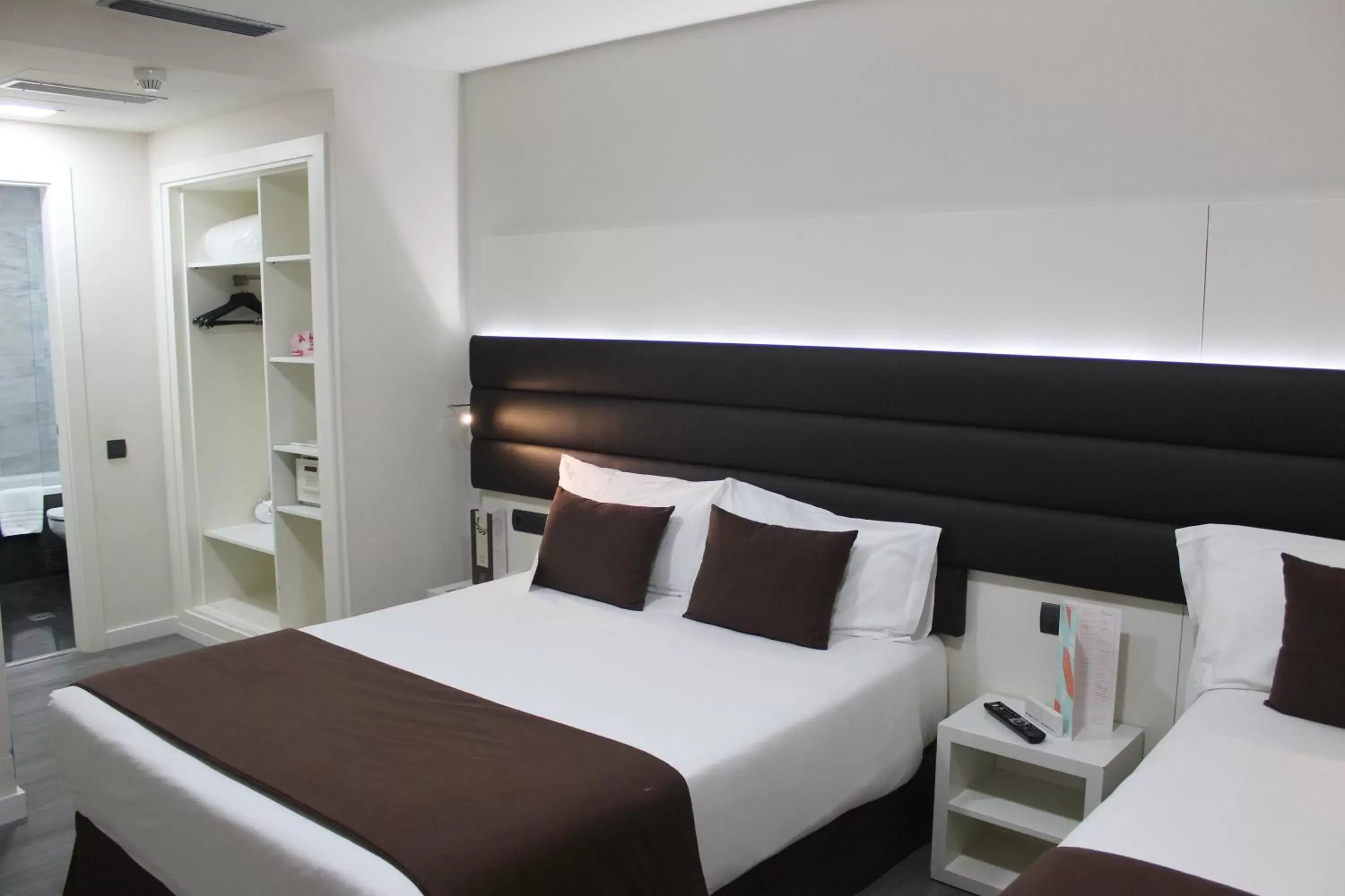 Bed in BCN Urbaness Hotels Del Comte