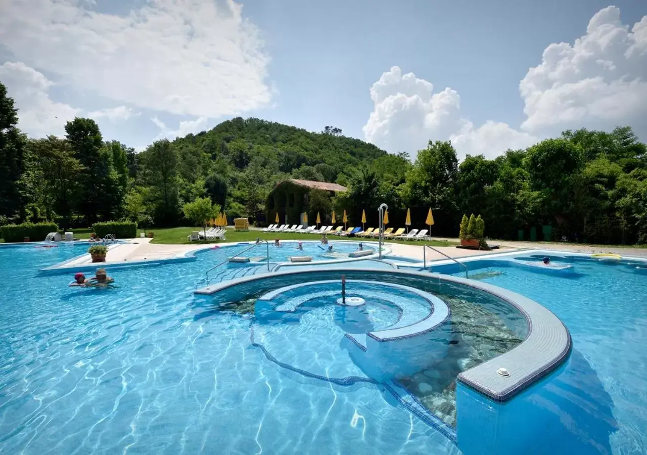 Summer, Swimming Pool in Terme Preistoriche Resort & Spa