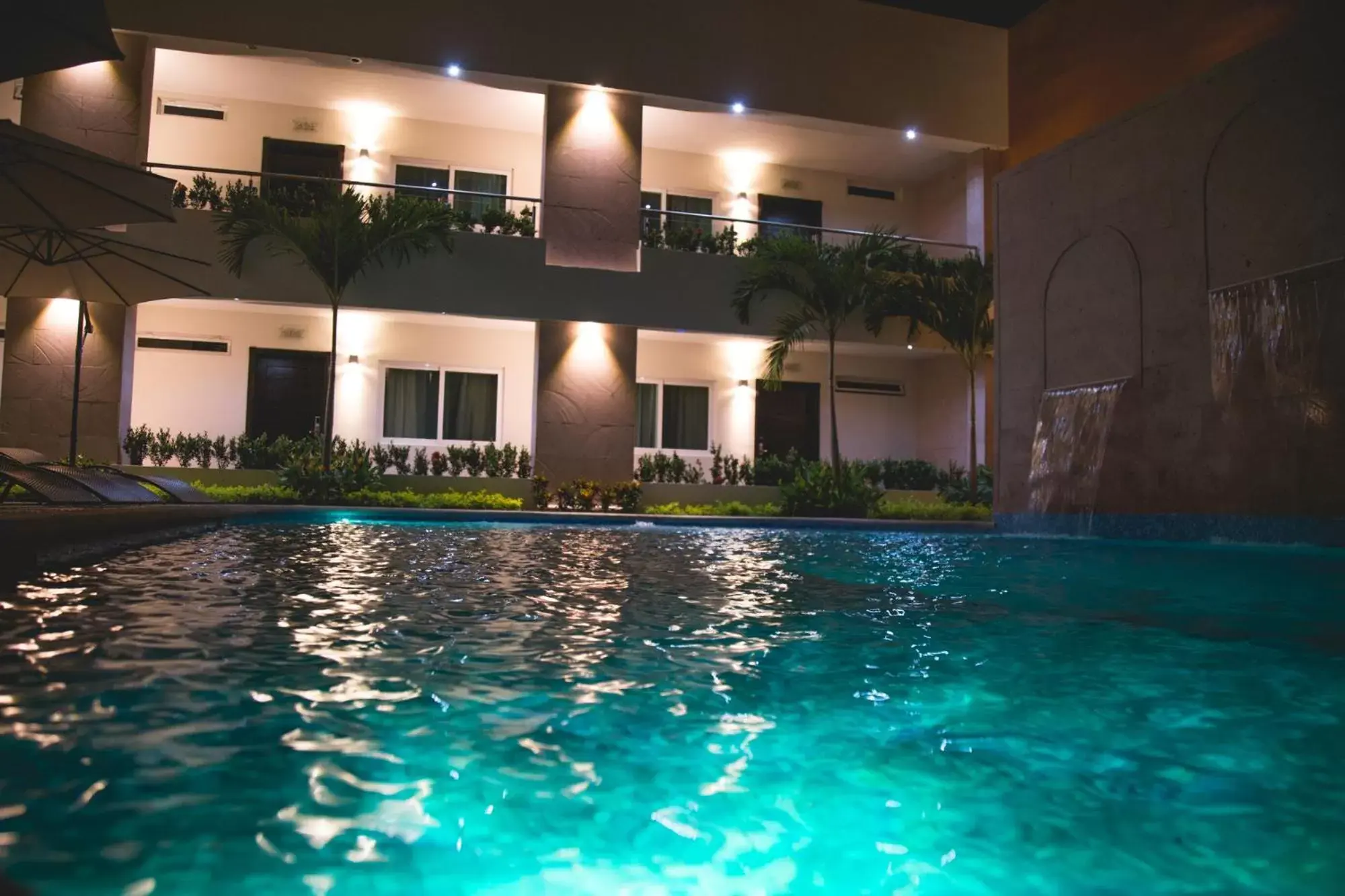 Swimming Pool in Luxury Hotel Inn