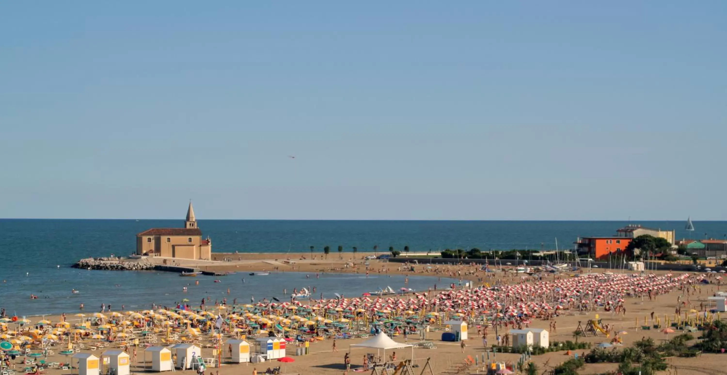 Beach in Villaggio dei Fiori Apart- Hotel 3 Stars - Family Resort