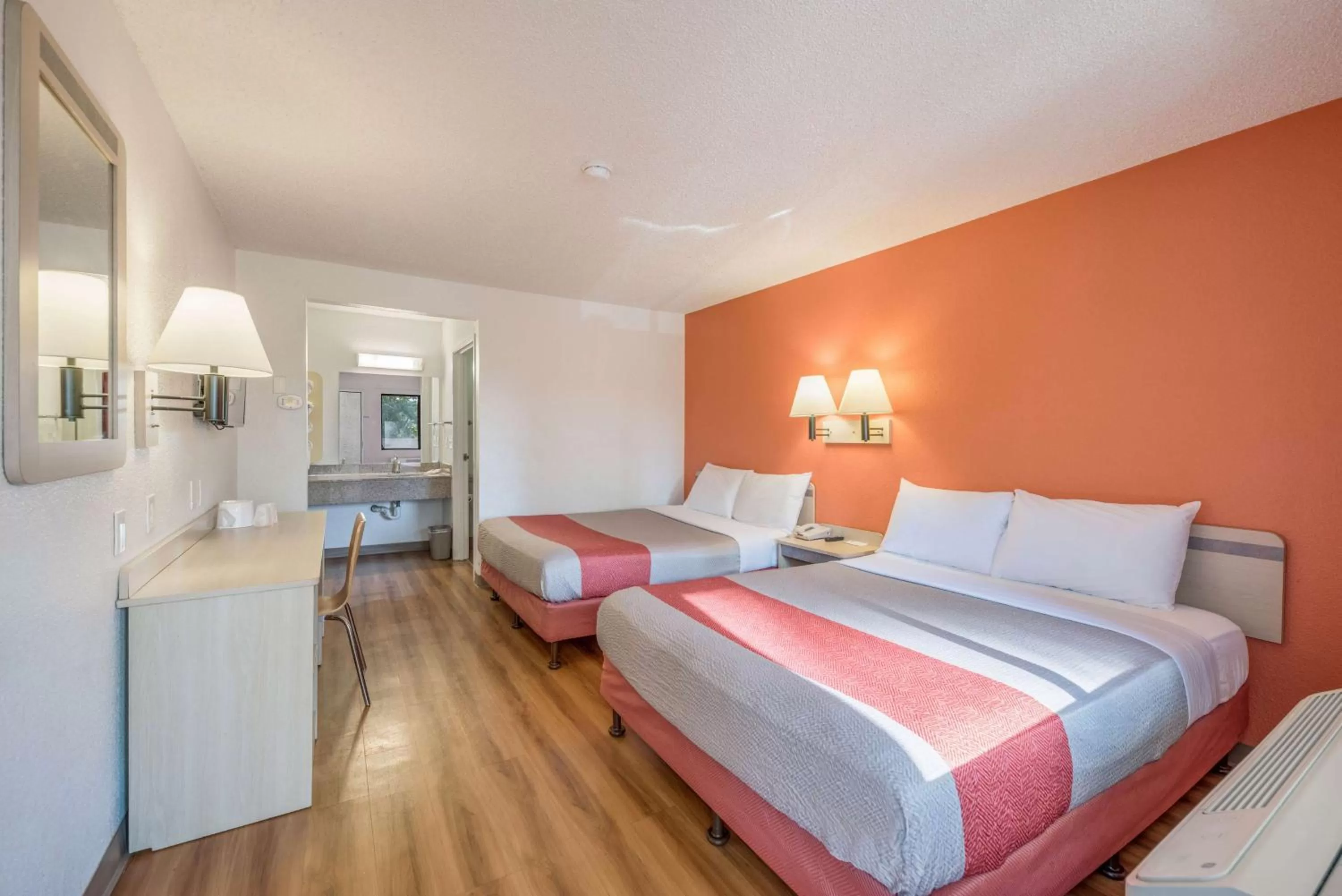 Bedroom, Bed in Motel 6-Fairfield, CA - North