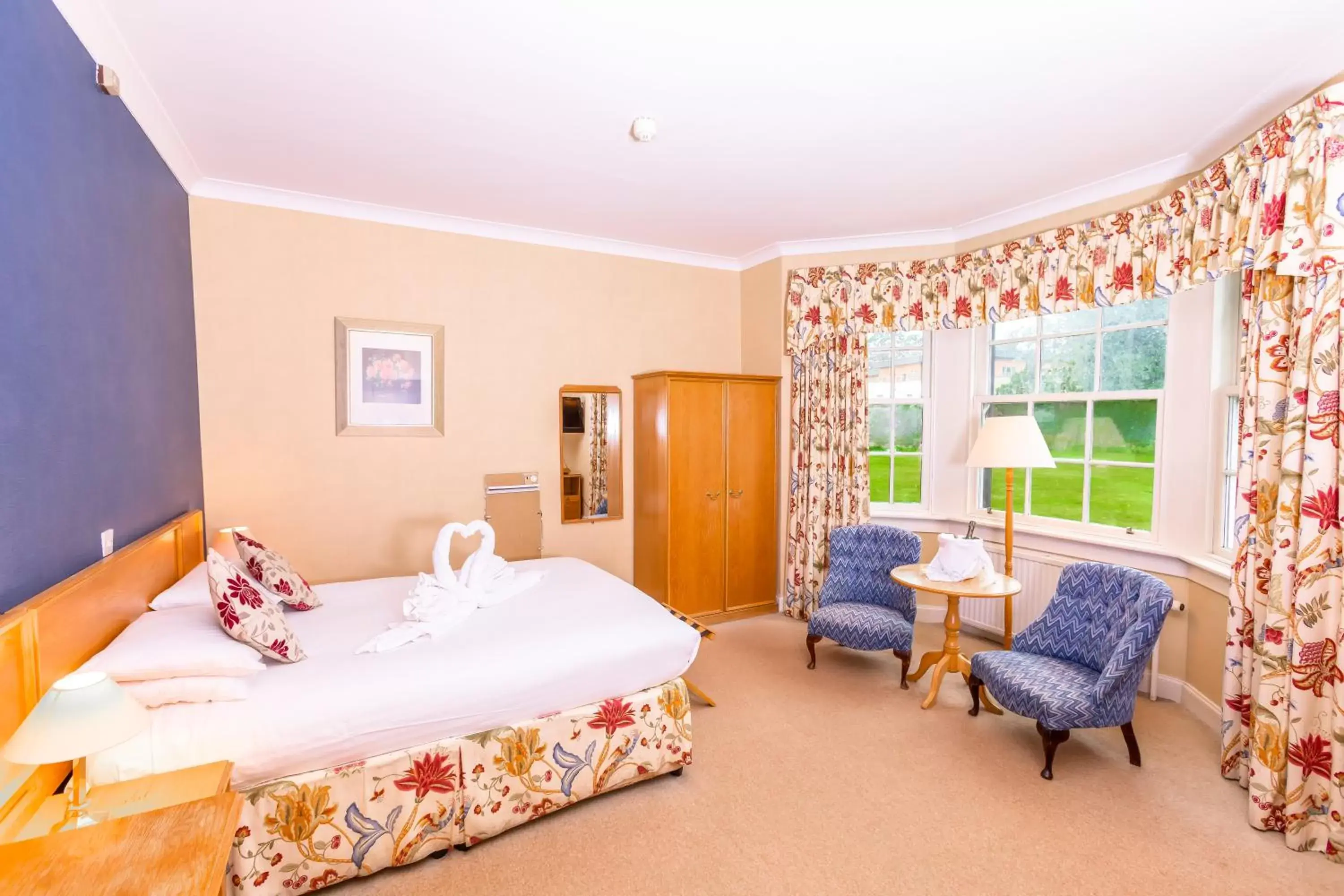 Superior Double or Twin Room in Green Hotel, a member of Radisson Individuals Superior Double or Twin Room in Green Hotel, a member of Radisson Individuals