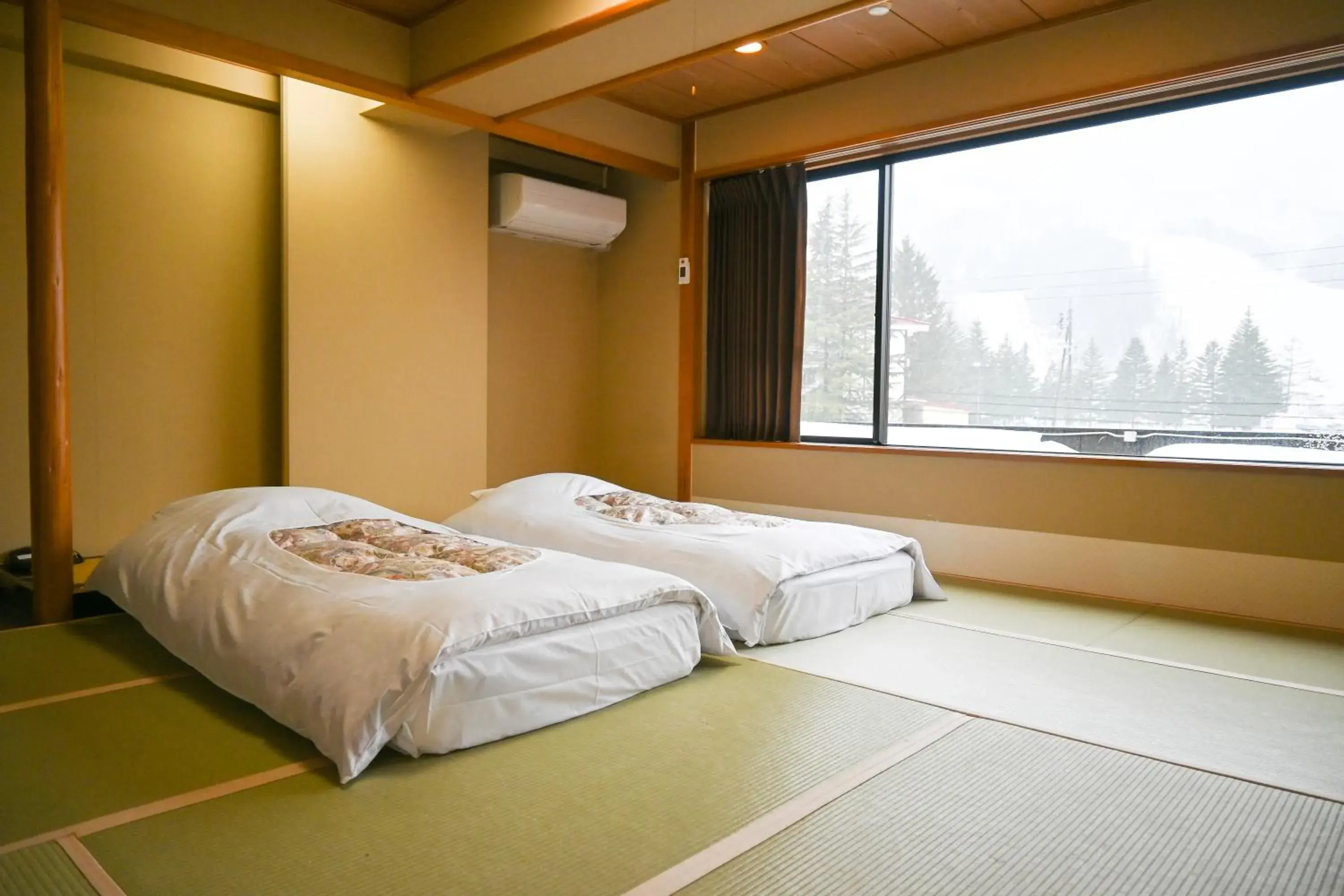 Photo of the whole room, Bed in Hotel Goryukan