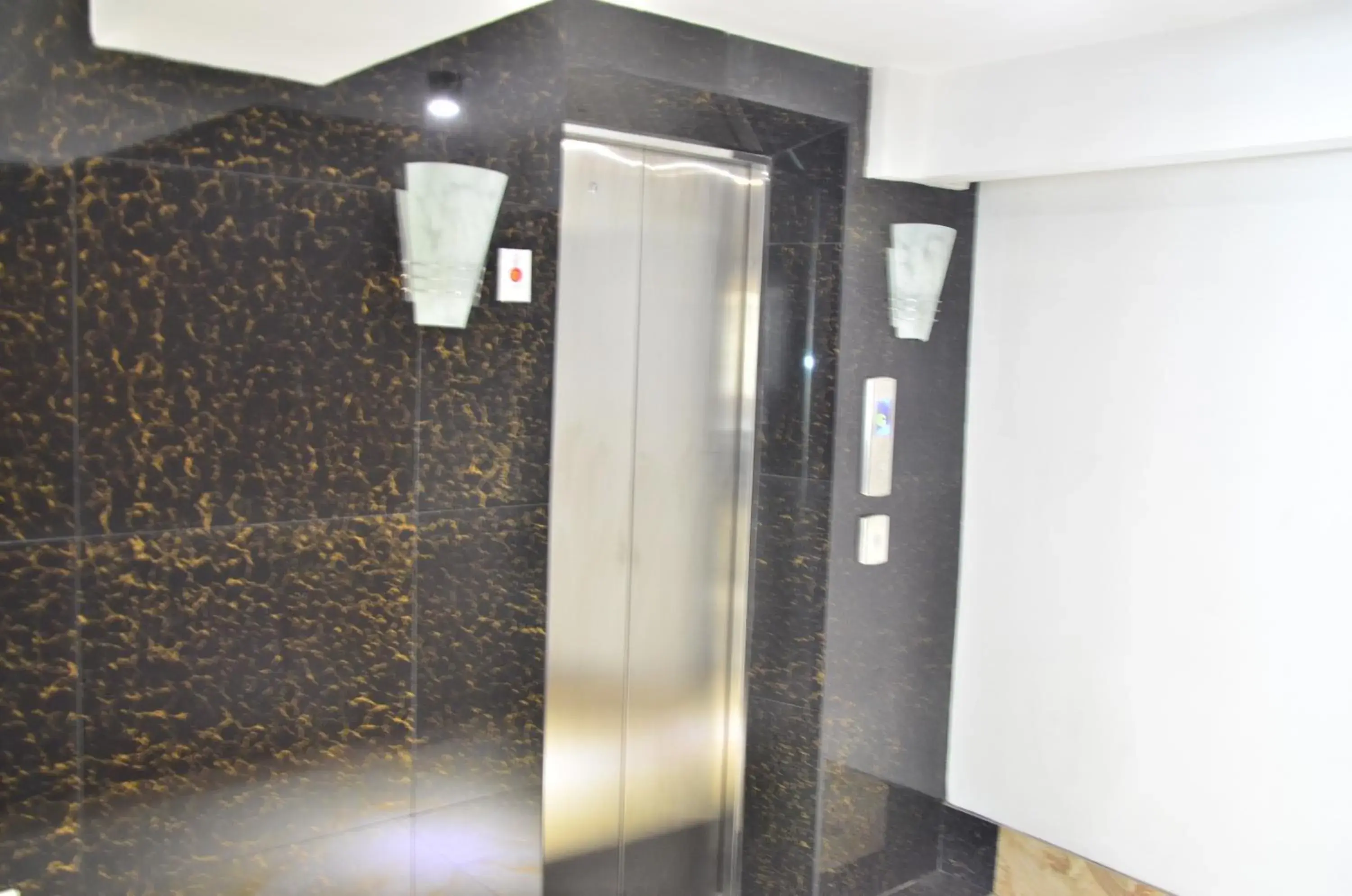 Decorative detail, Bathroom in Oriental Zen Suites