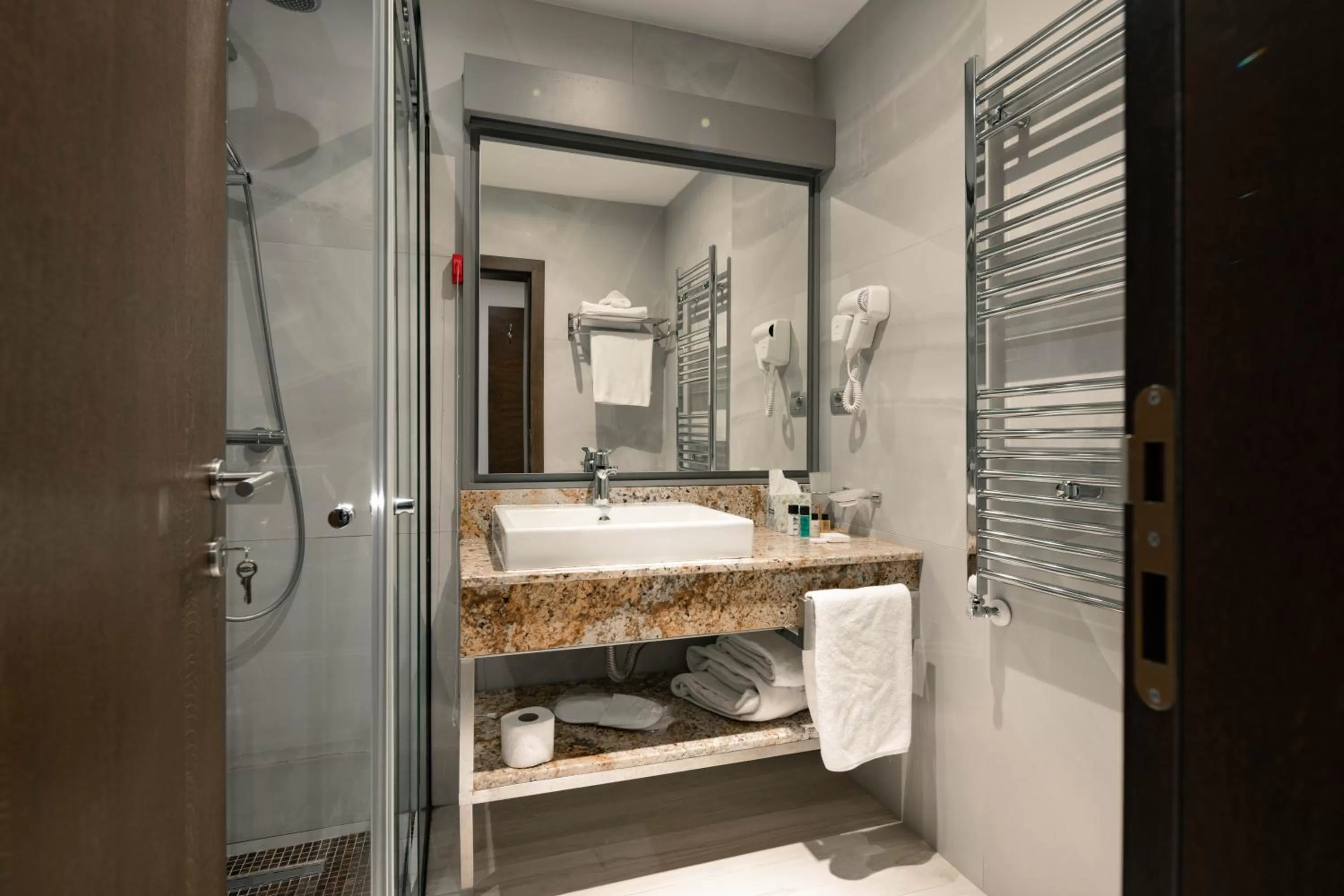 Shower in Hotel Prishtina