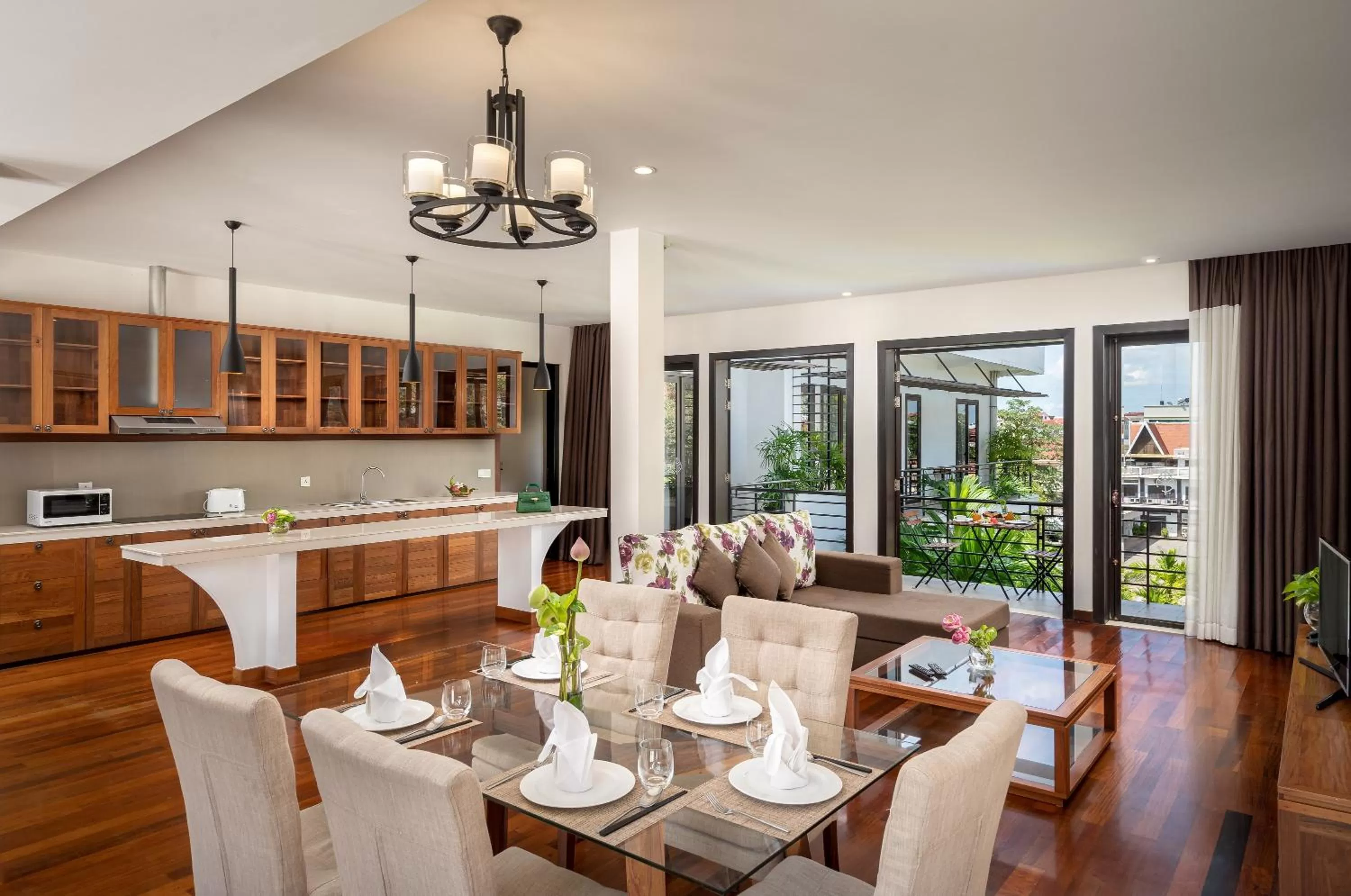 TV and multimedia in Koulen Hotel