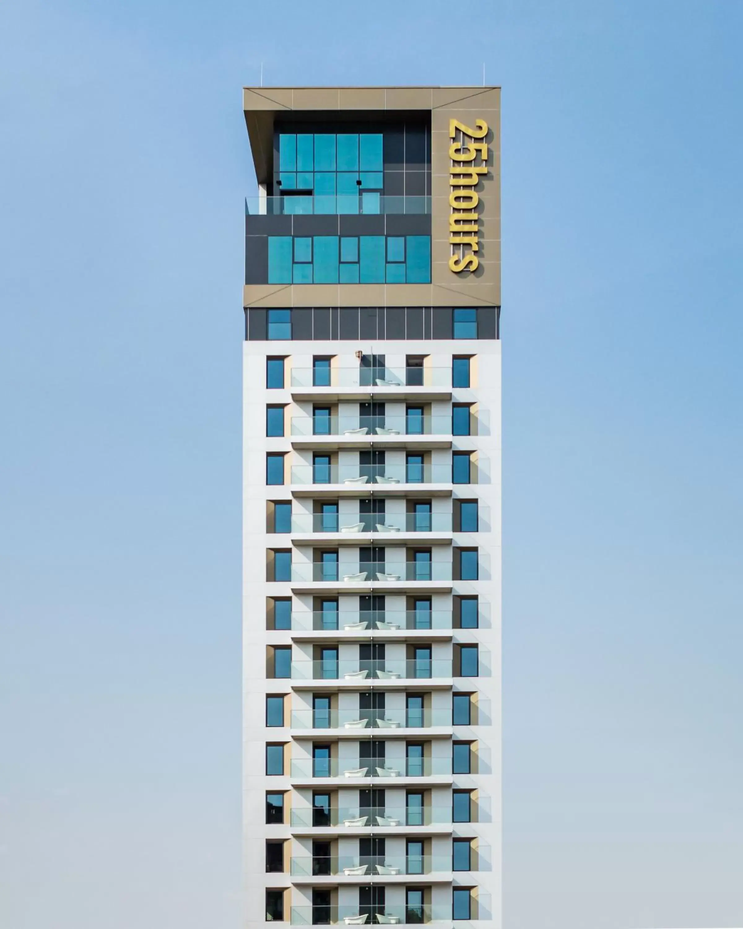 Facade/entrance in 25hours Hotel Das Tour Facade/entrance in 25hours Hotel Das Tour