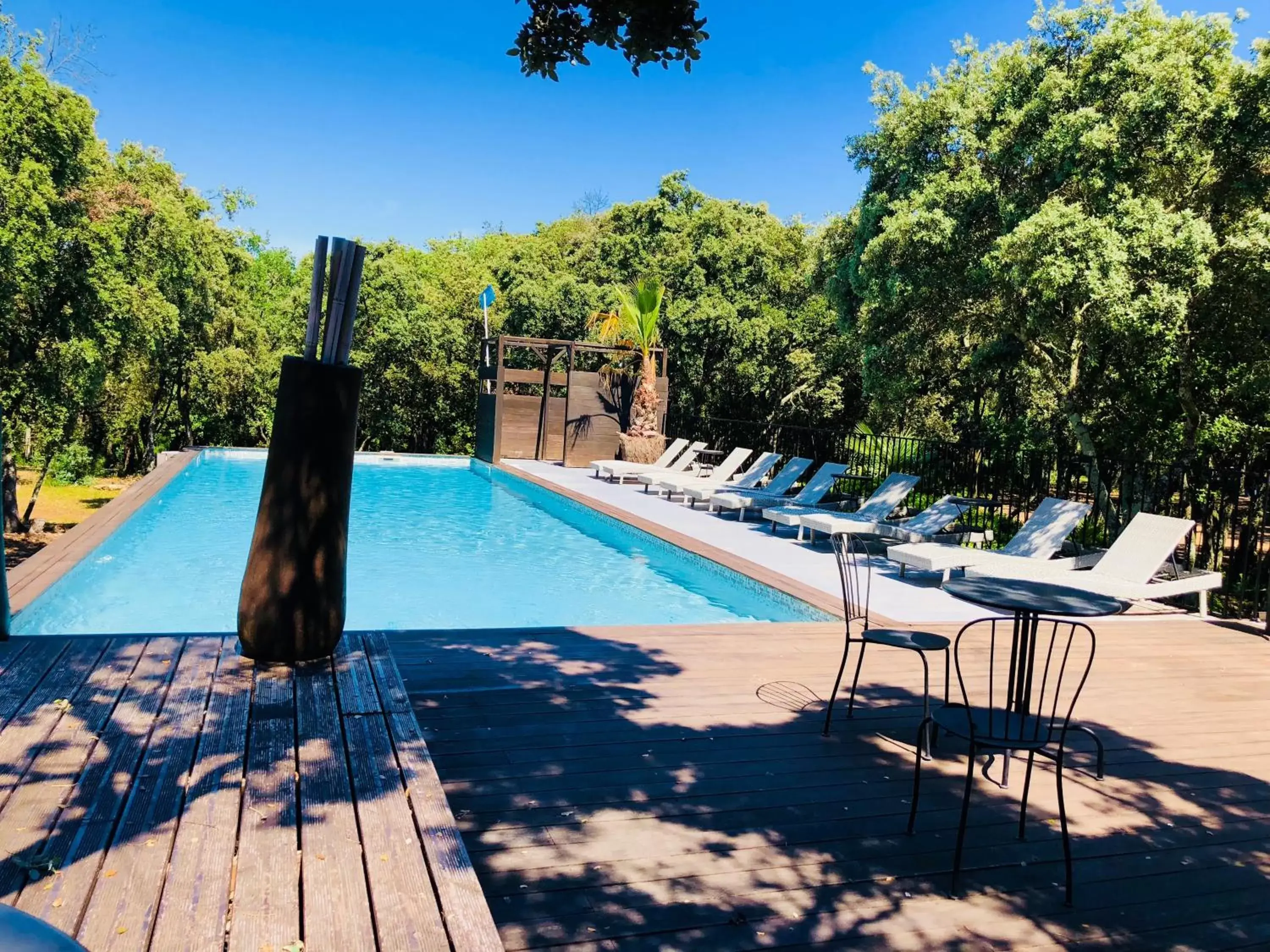 Day, Swimming Pool in Hôtel Disini Montpellier Est, The Originals Relais (Relais du Silence)