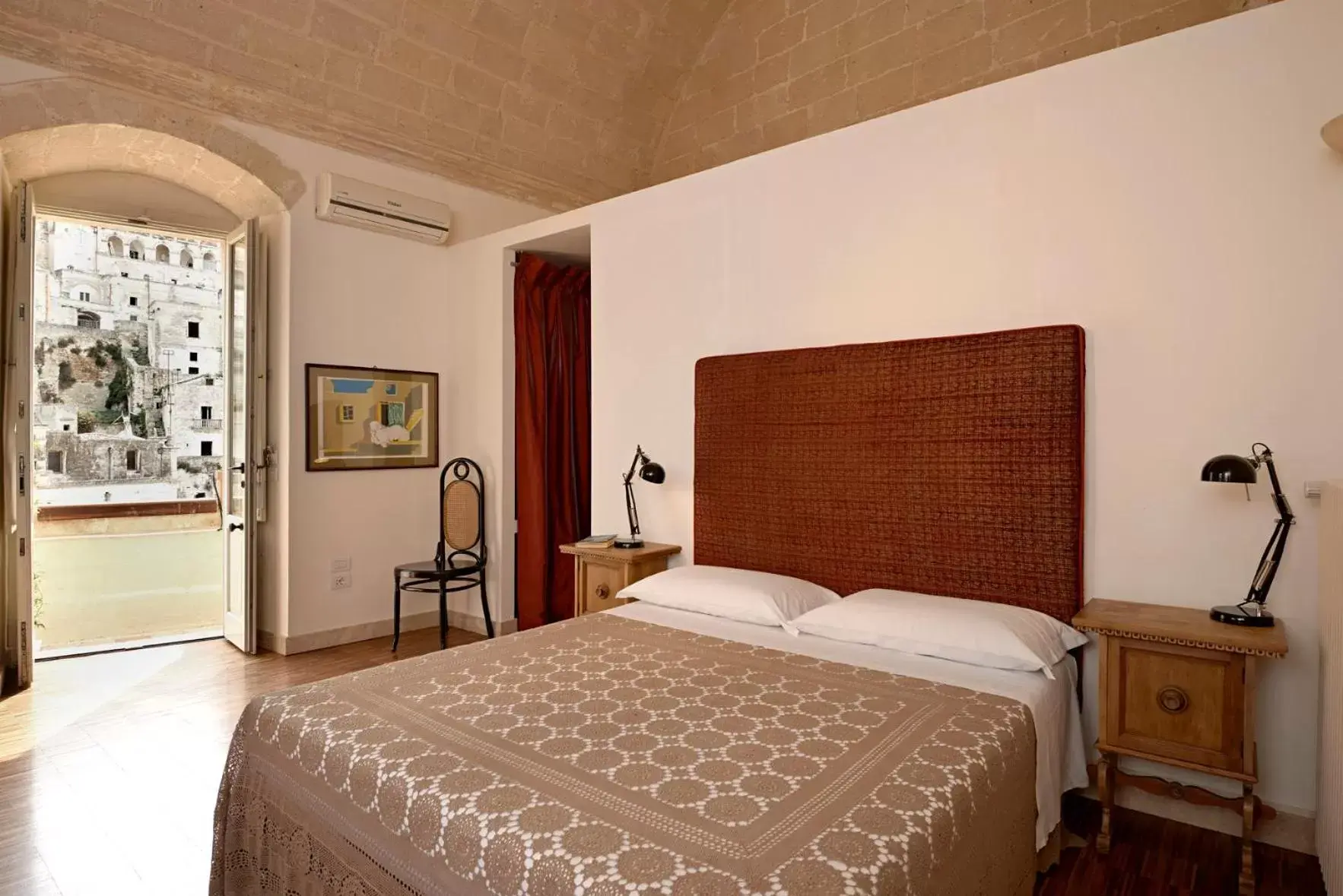 Bed in Fra I Sassi Residence