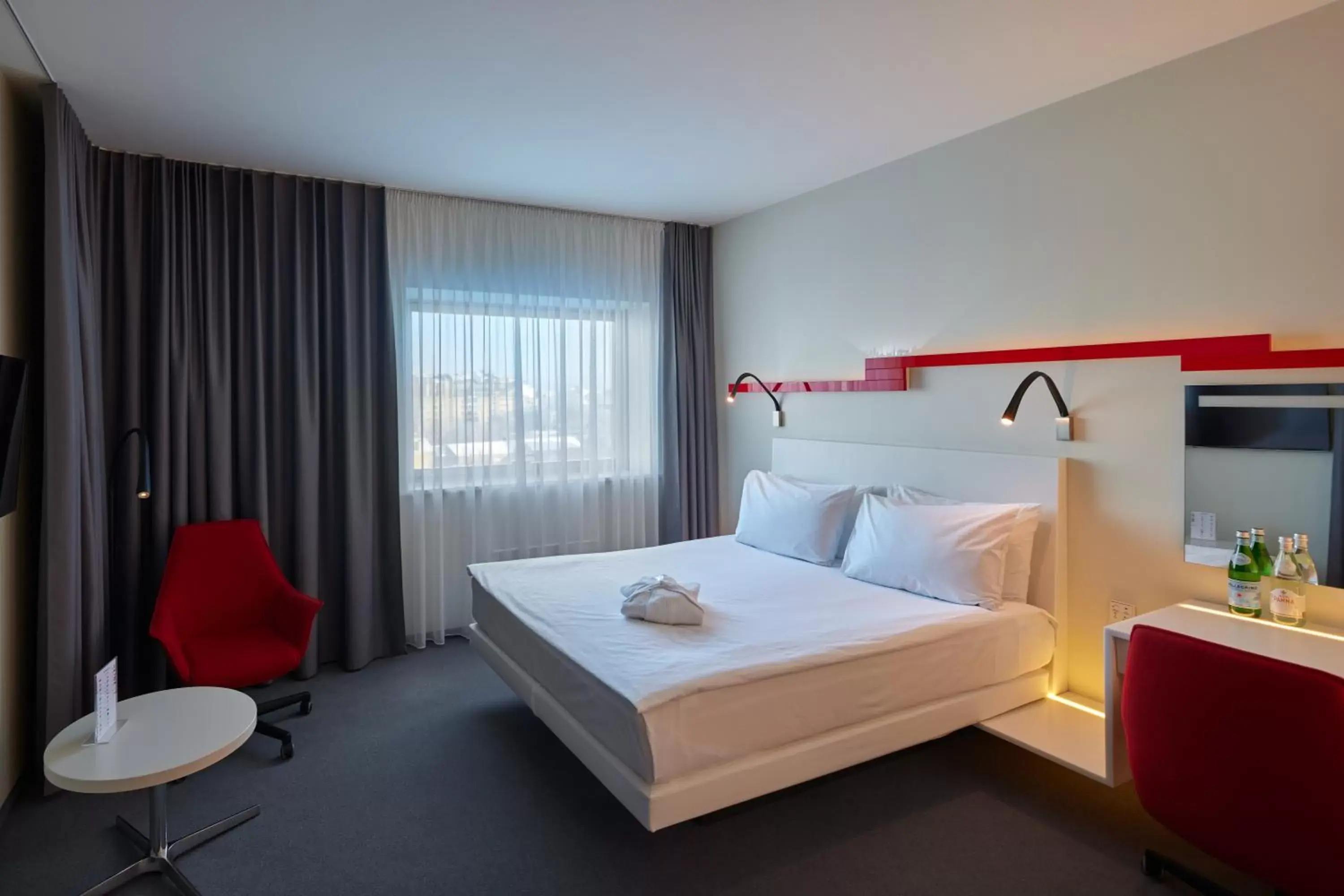 Bed in Holiday Inn Vilnius, an IHG Hotel