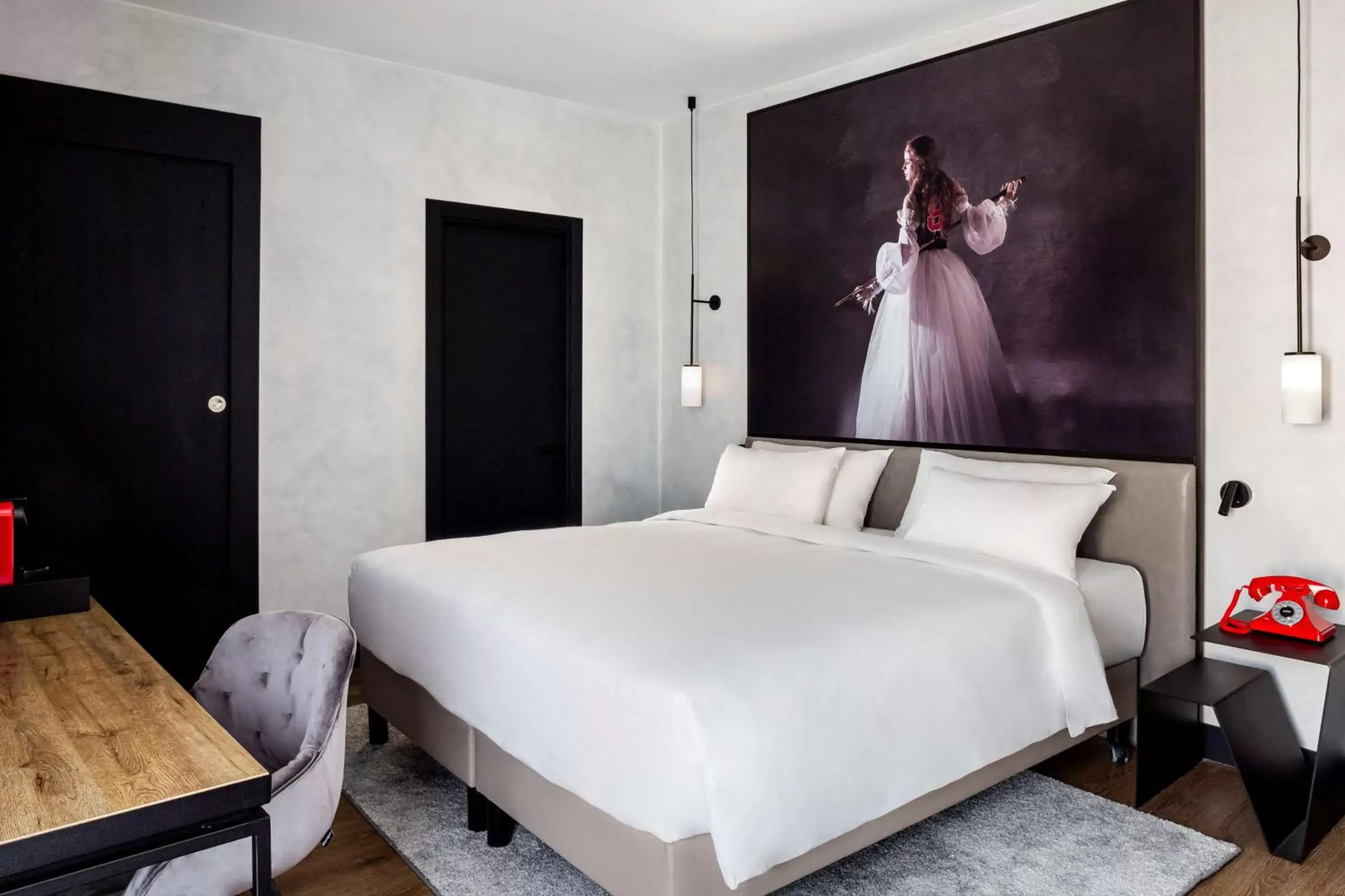 Bedroom, Bed in Radisson RED Madrid Bedroom, Bed in Radisson RED Madrid