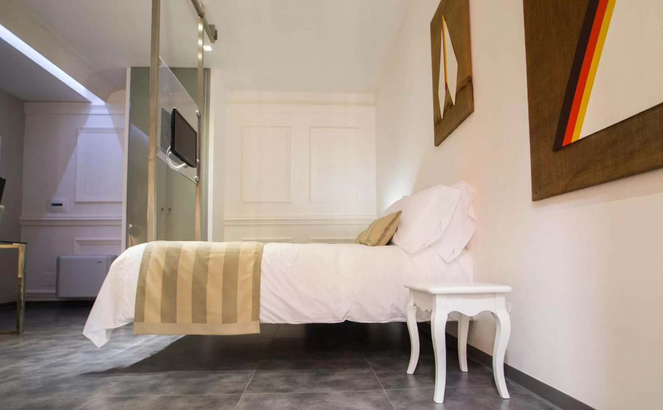 Bedroom, Bed in Hotel Santa Brigida