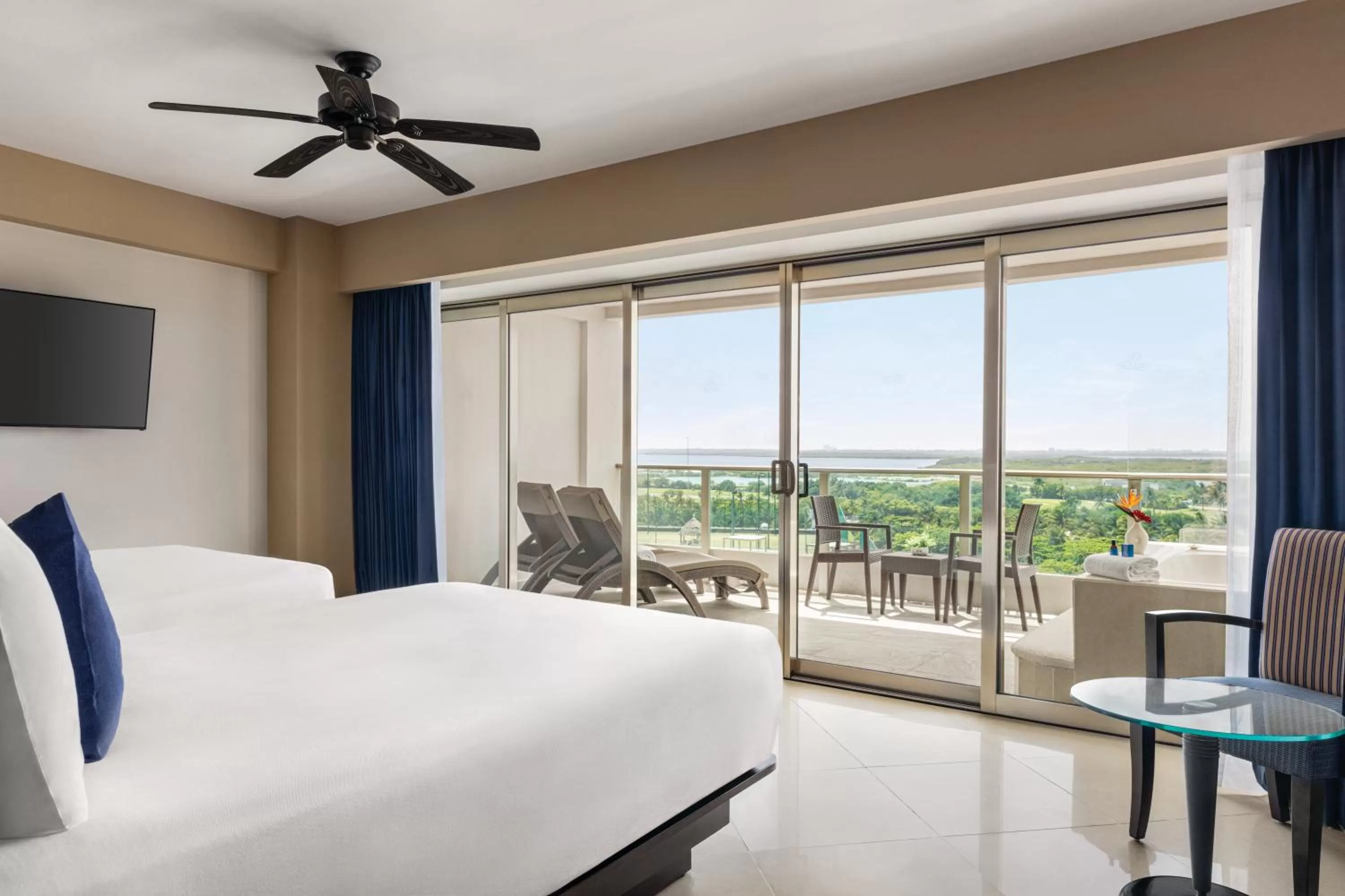 View (from property/room), Bed in Seadust Cancun Family Resort - All Inclusive