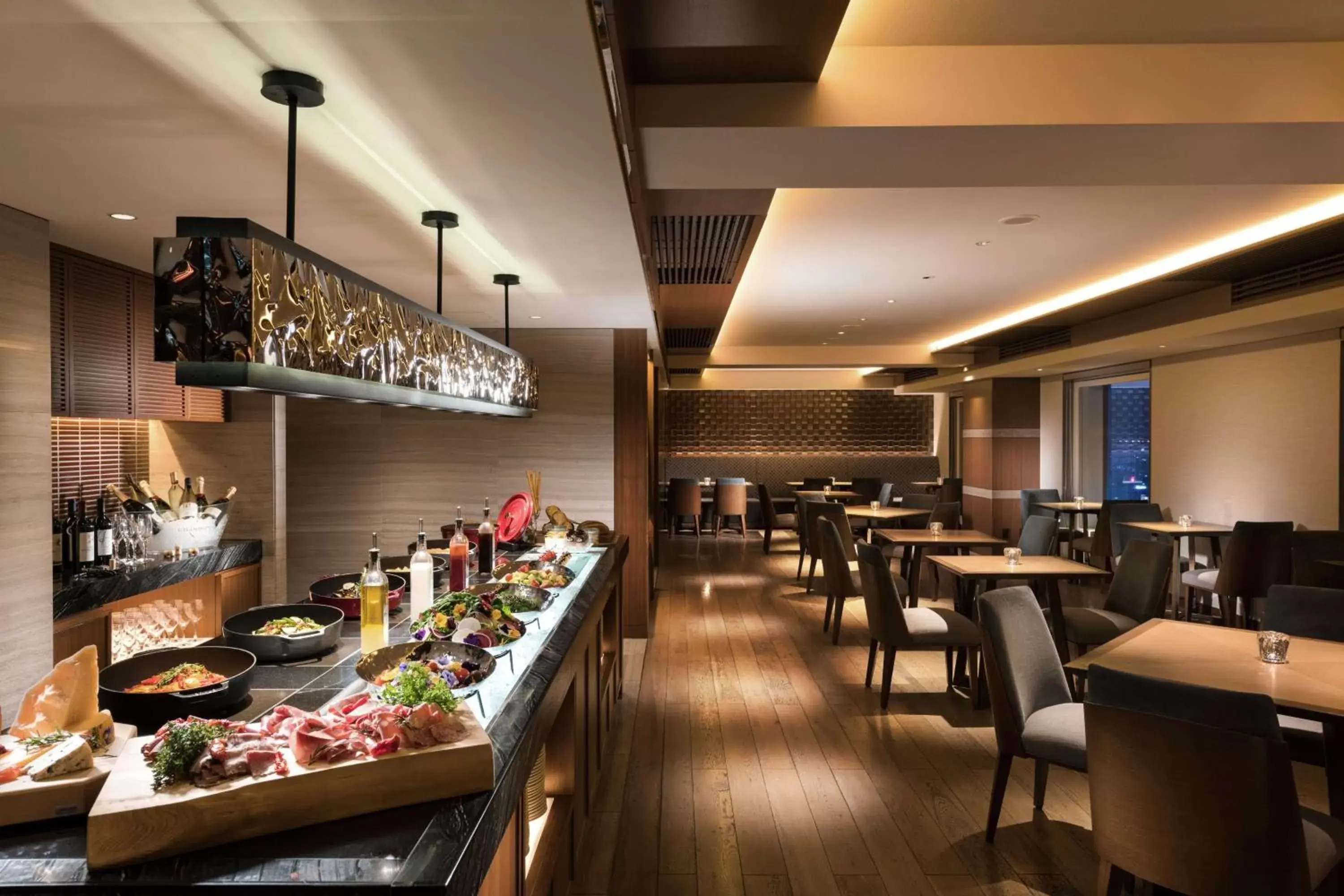 Property building, Restaurant/Places to Eat in Hilton Nagoya Hotel