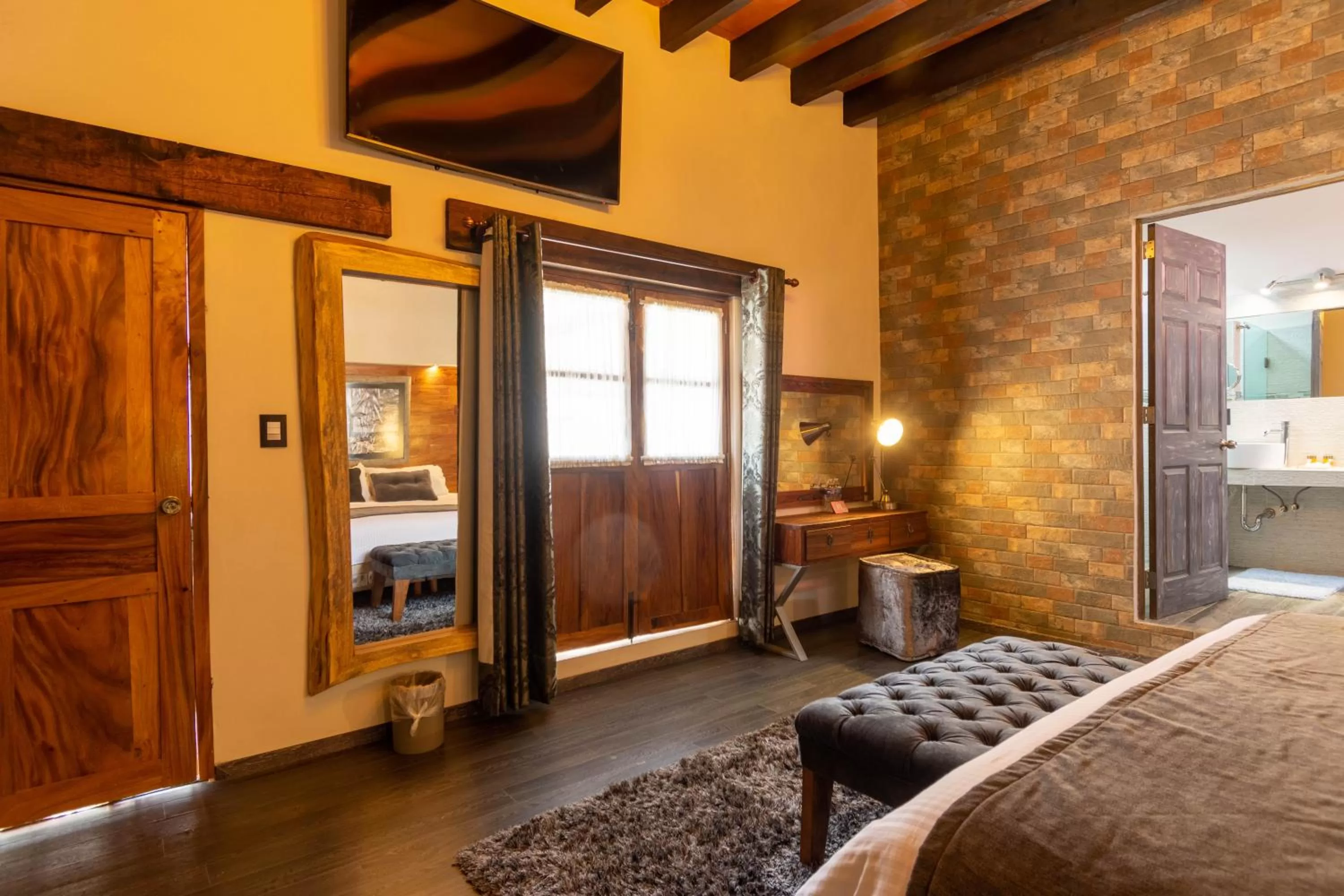 Photo of the whole room in Hotel Casa Sangre de Cristo