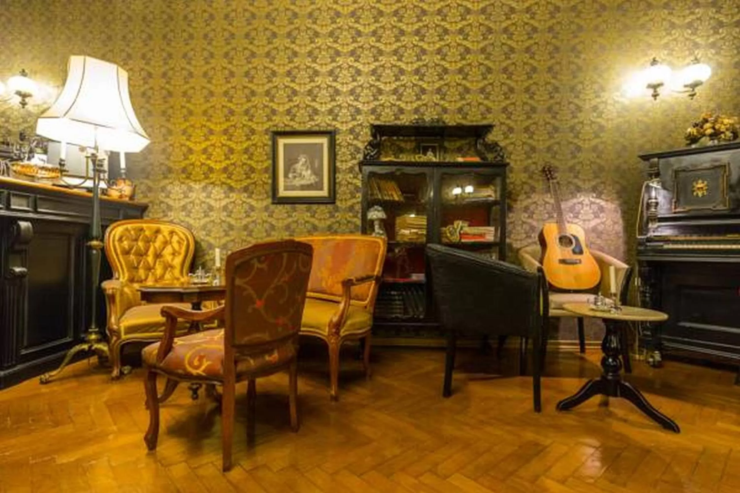 Lounge or bar in Grand Boutique Hotel