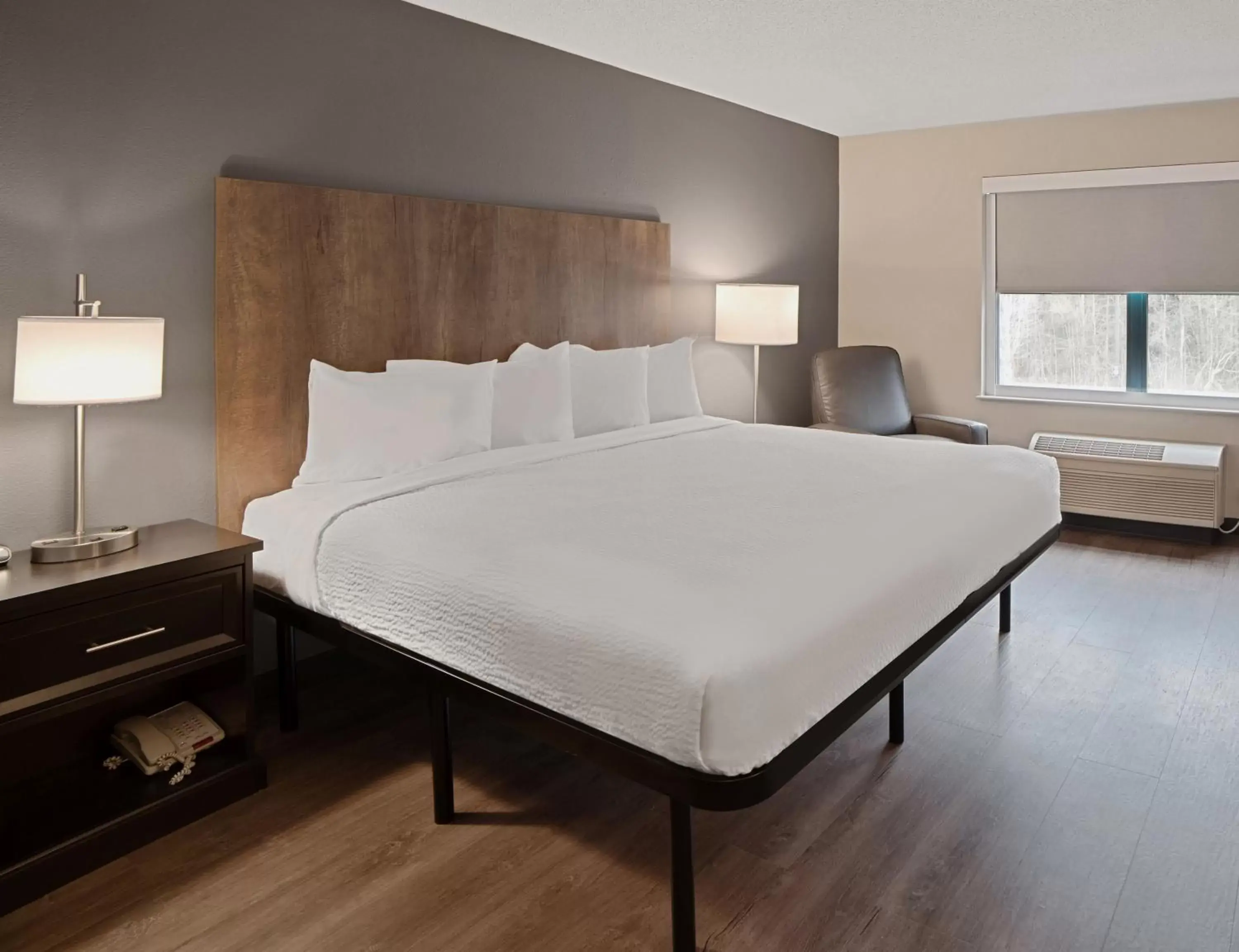 Bed in Extended Stay America Premier Suites - Fort Lauderdale - Deerfield Beach