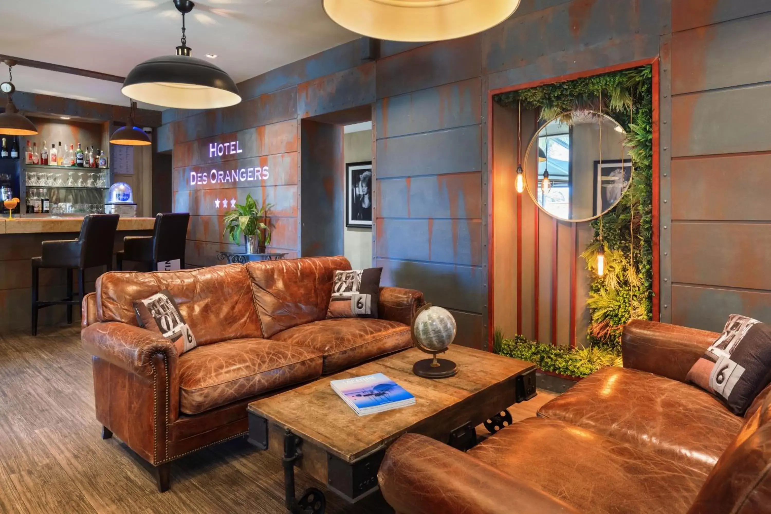 Living room, Seating Area in The Originals Boutique, Hôtel des Orangers, Cannes (Inter-Hotel)