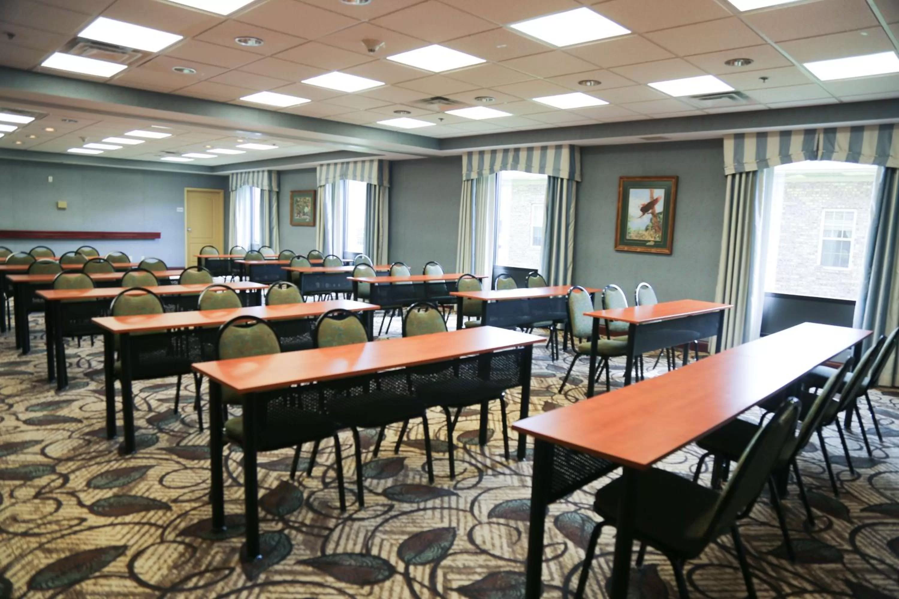 Meeting/conference room in Hampton Inn Morehead