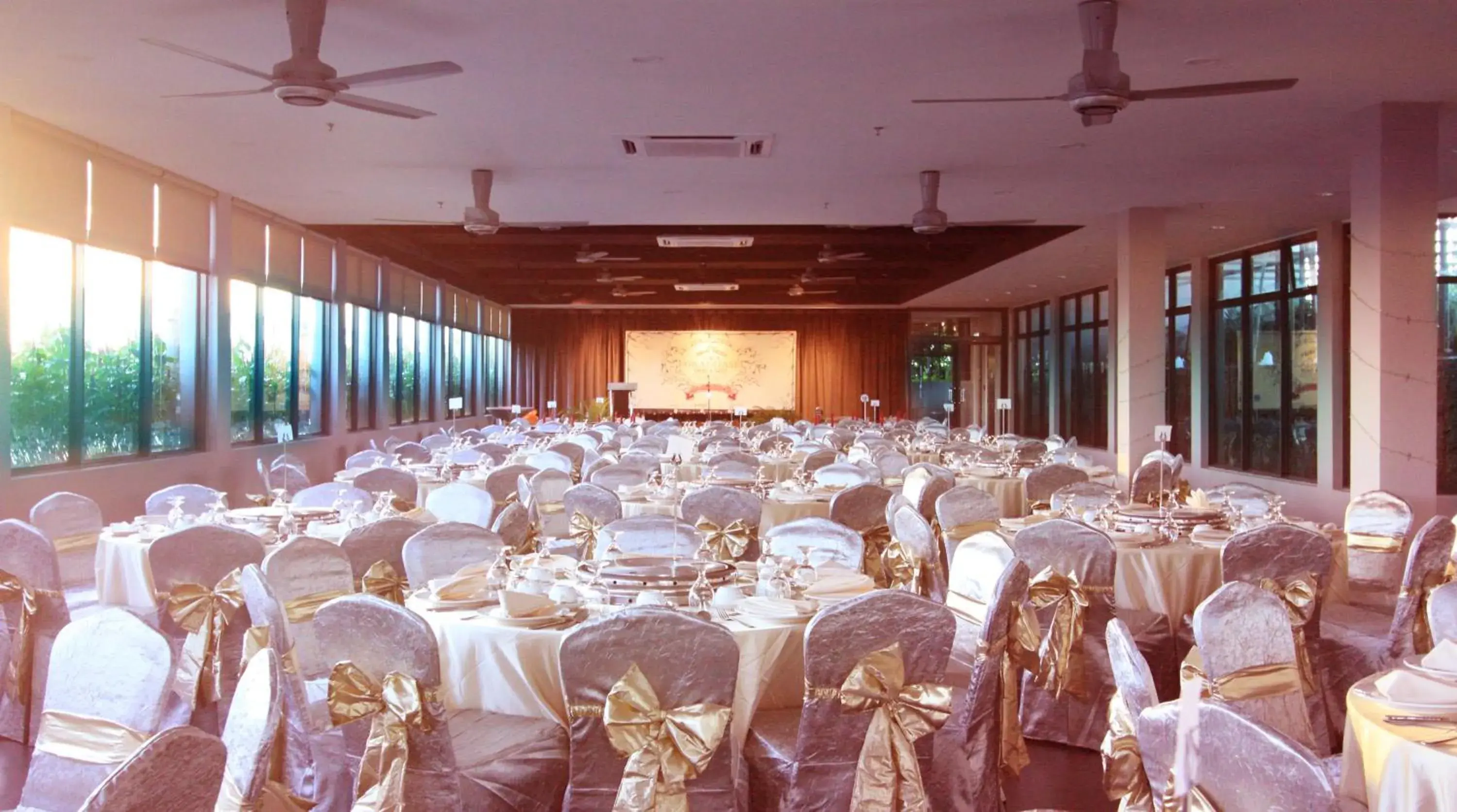 Business facilities, Banquet Facilities in Acappella Suite Hotel, Shah Alam