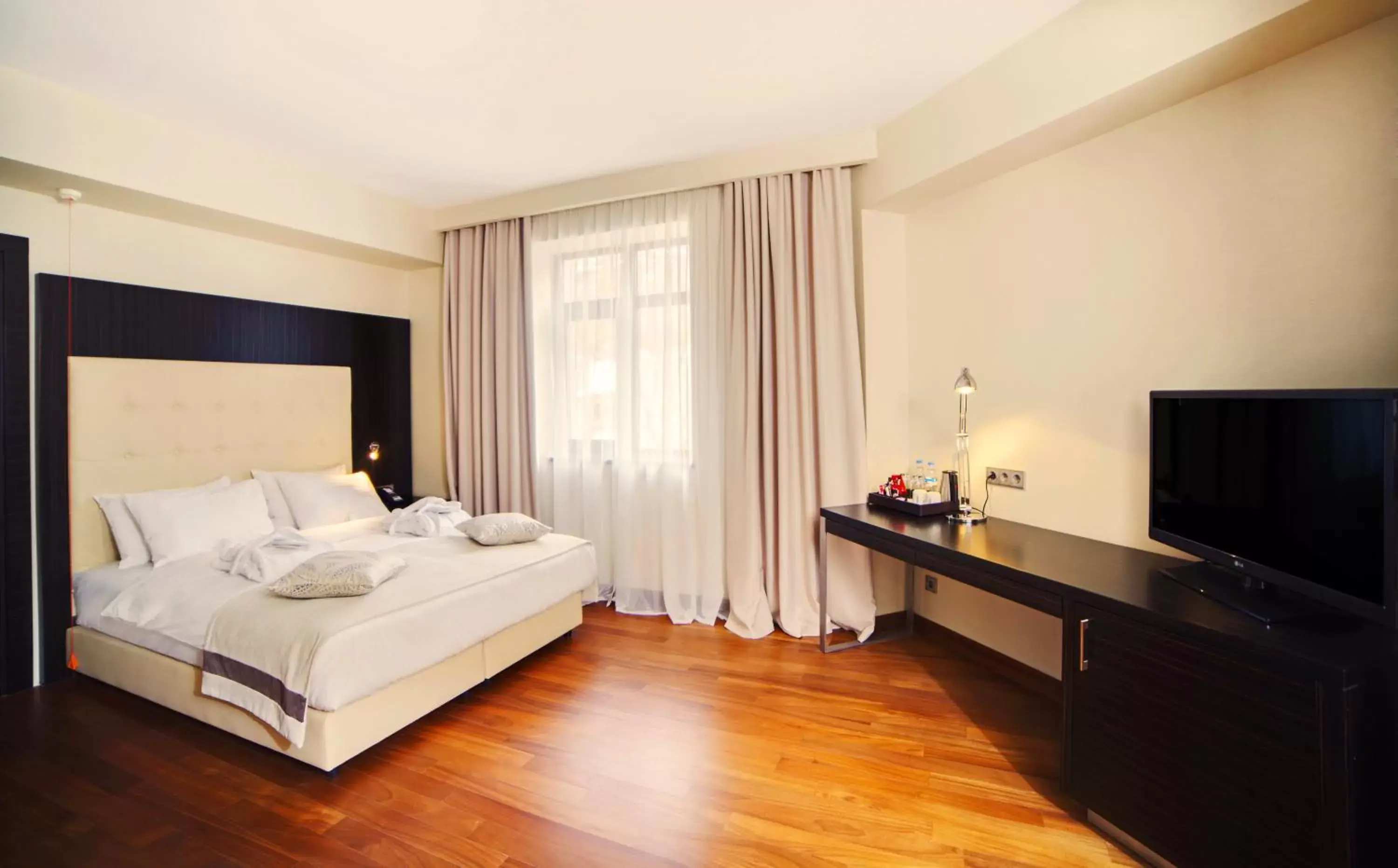 Photo of the whole room, Room Photo in Crowne Plaza - Borjomi, an IHG Hotel