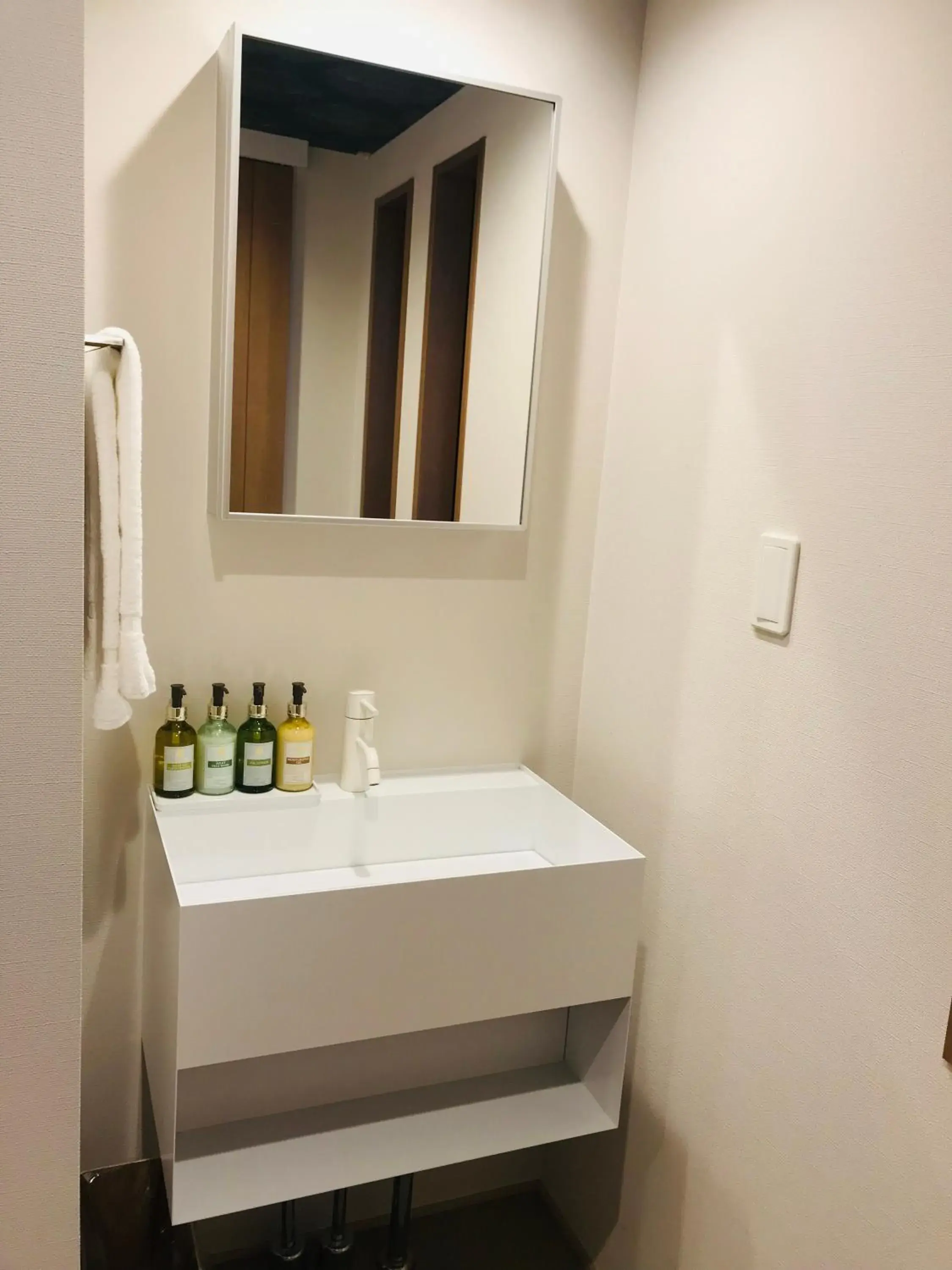 Bathroom in Hachi Inn