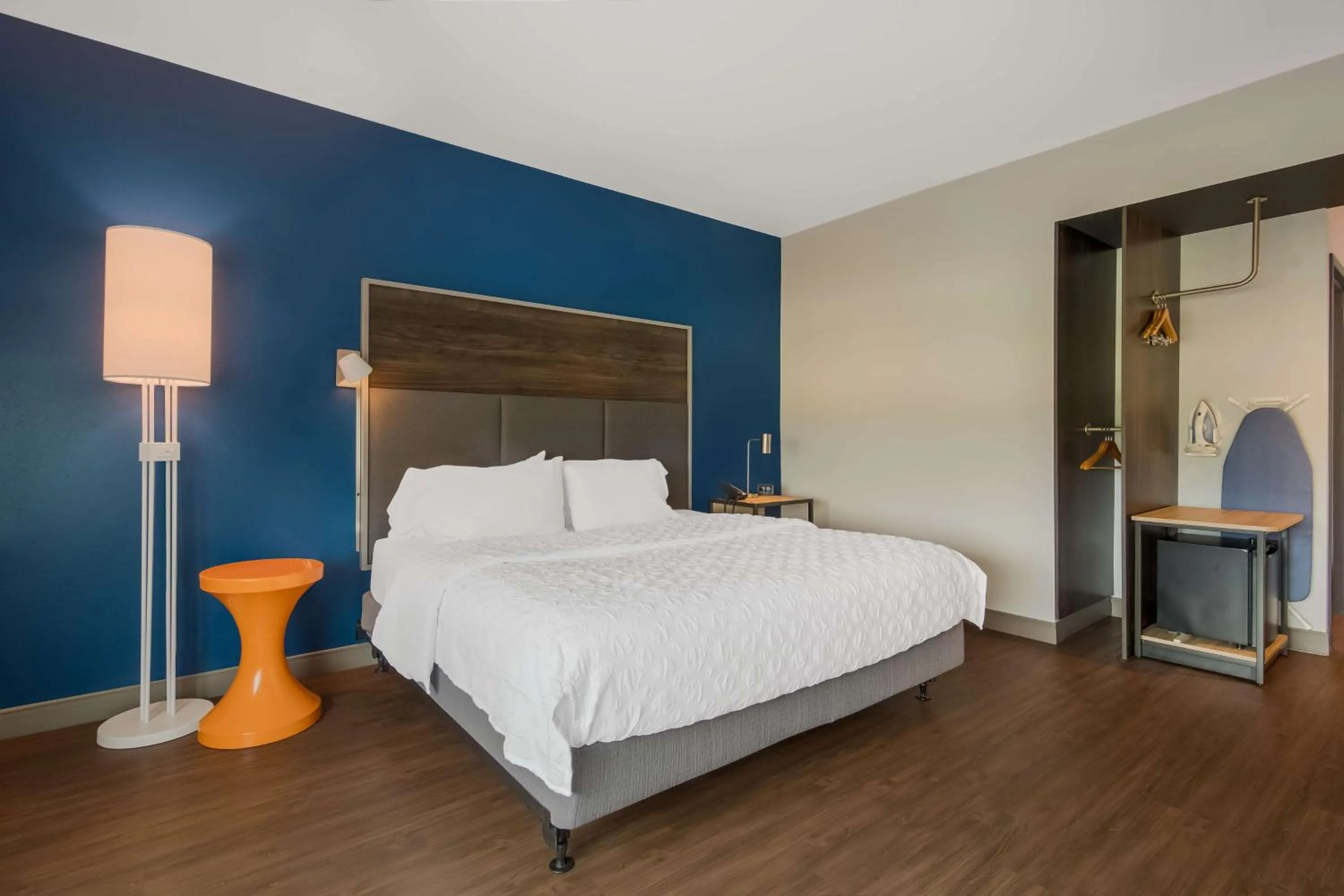 Bed in Tru By Hilton Wilson