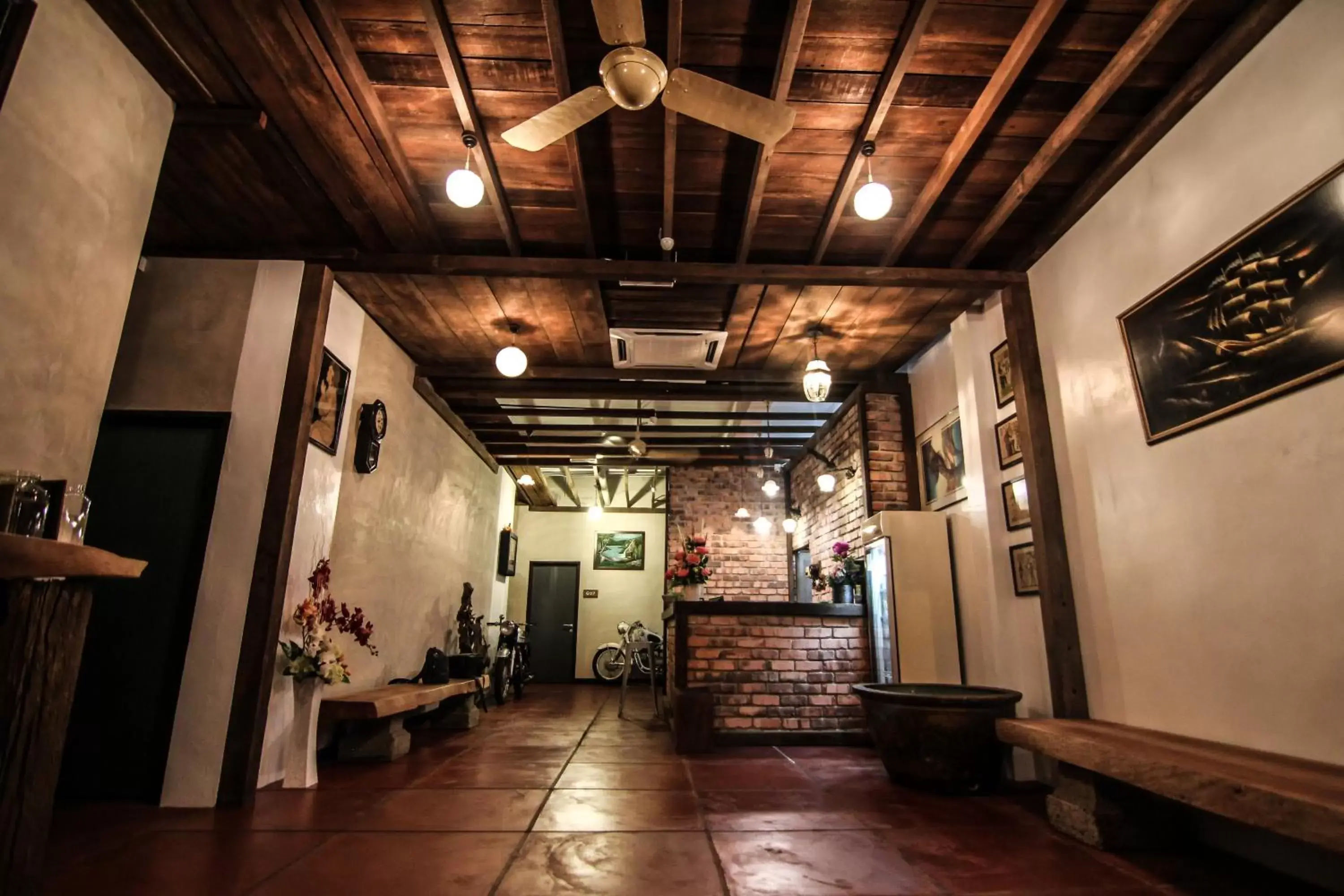 Decorative detail, Lobby/Reception in Rock Wood Hotel