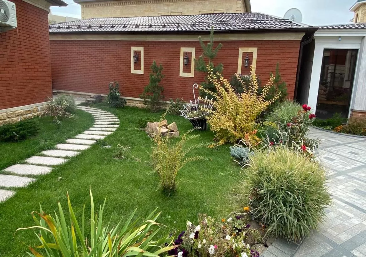 Garden in Boutique Hotel Kaspi
