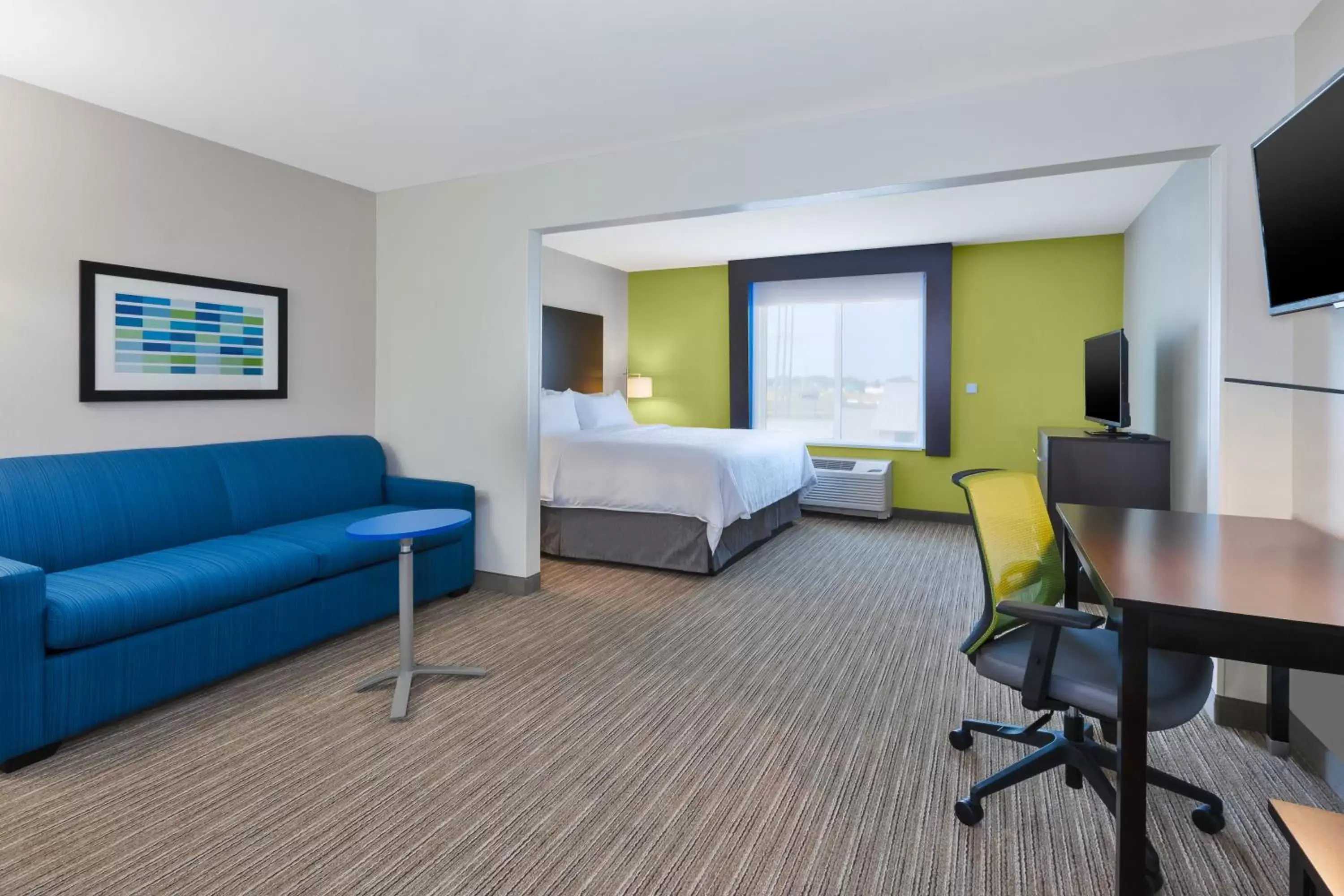 Seating area in Holiday Inn Express & Suites - Effingham, an IHG Hotel