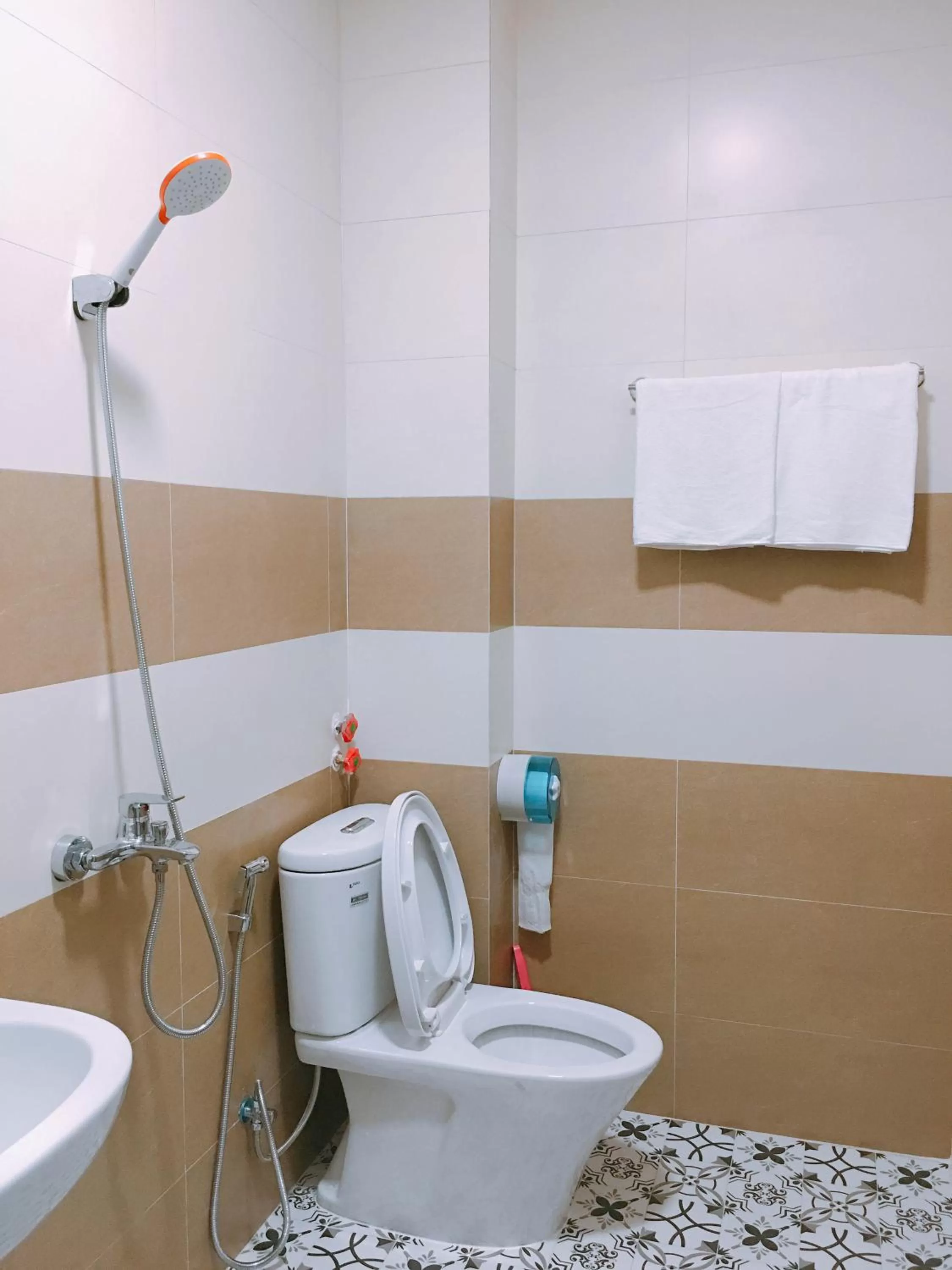 Shower, Bathroom in Đình Vũ 3
