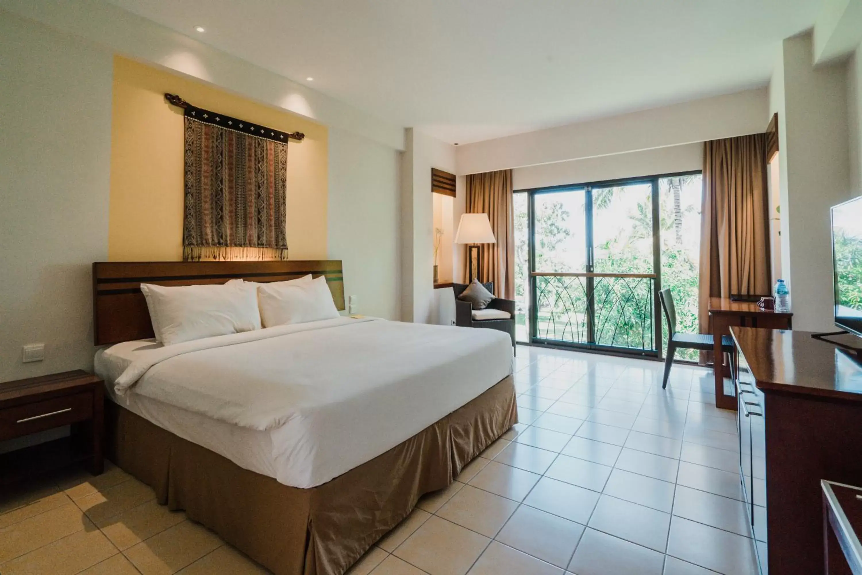 Bed in Bintang Flores Hotel