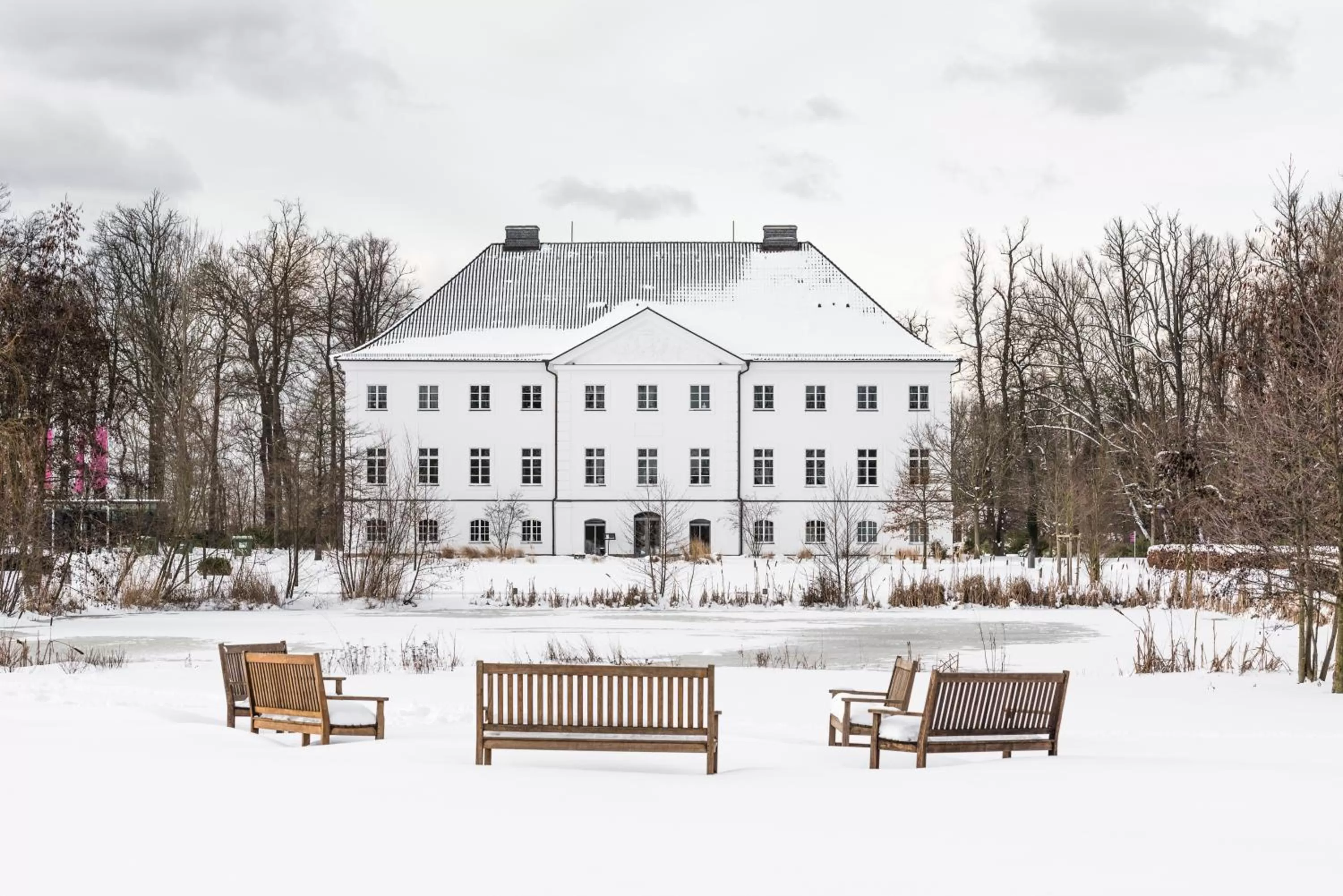 Facade/entrance in Schlossgut Gross Schwansee