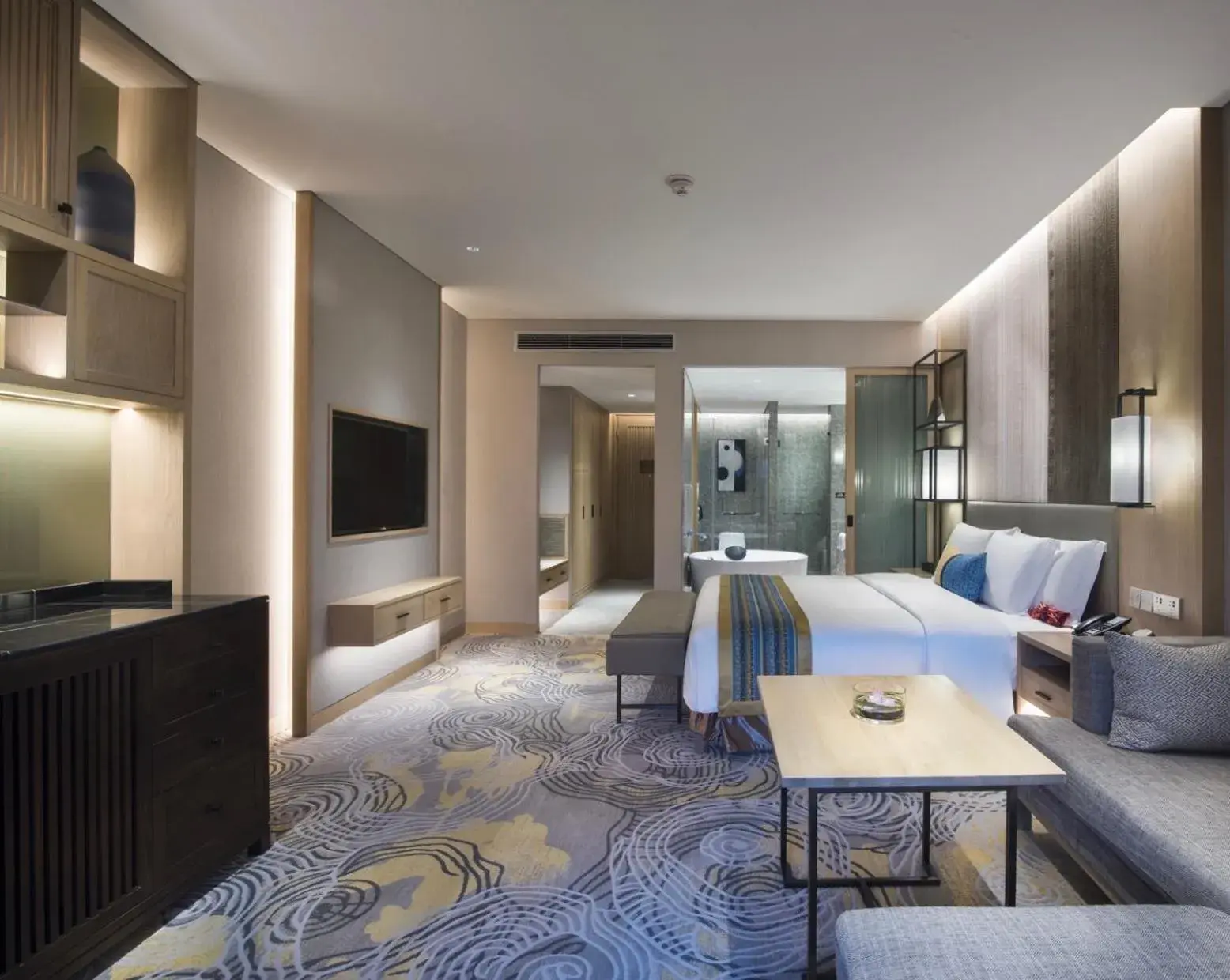 Bed in Crowne Plaza - Kunming Ancient Dian Town by IHG Bed in Crowne Plaza - Kunming Ancient Dian Town by IHG