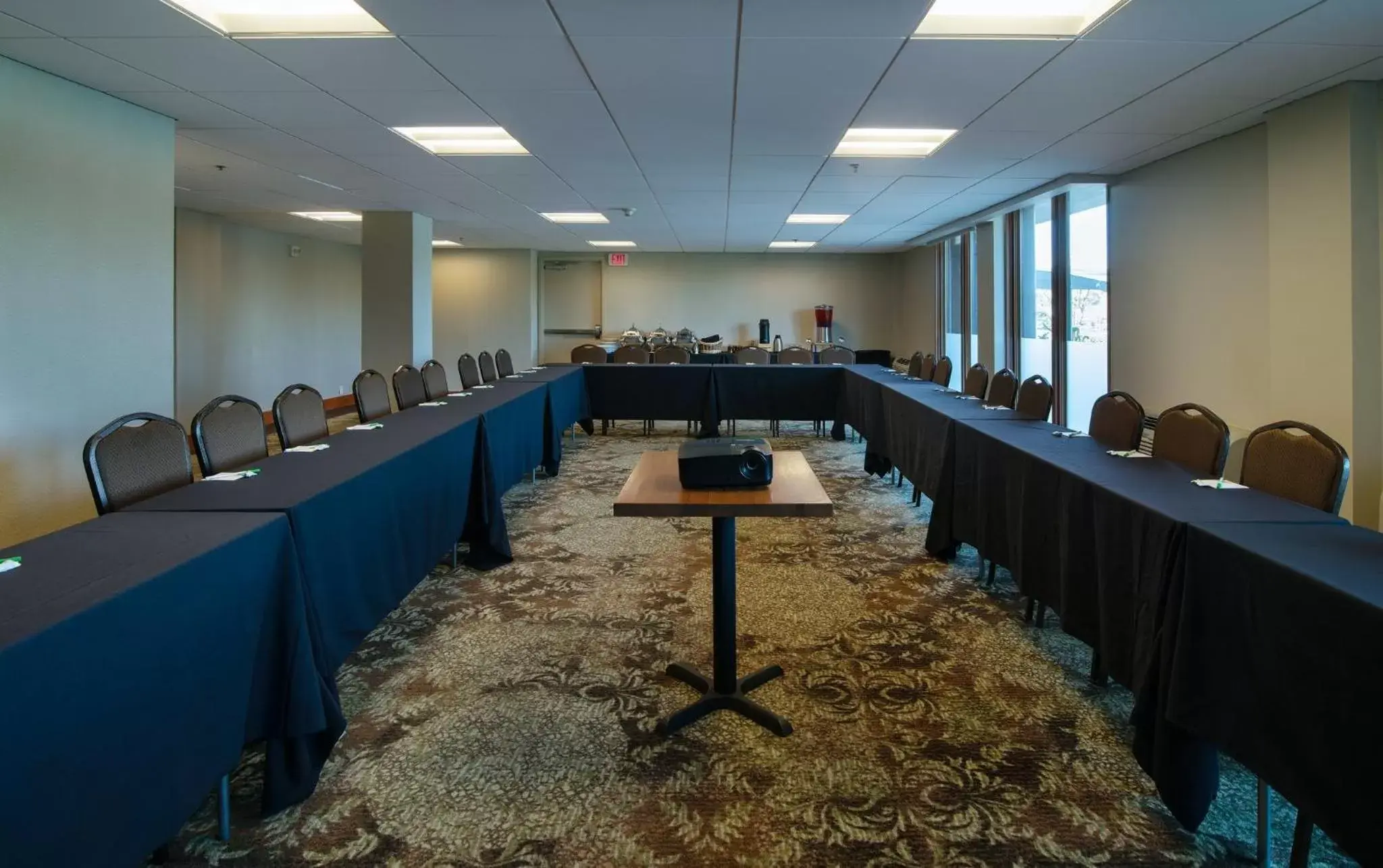 Meeting/conference room in Holiday Inn Nashville Vanderbilt, an IHG Hotel