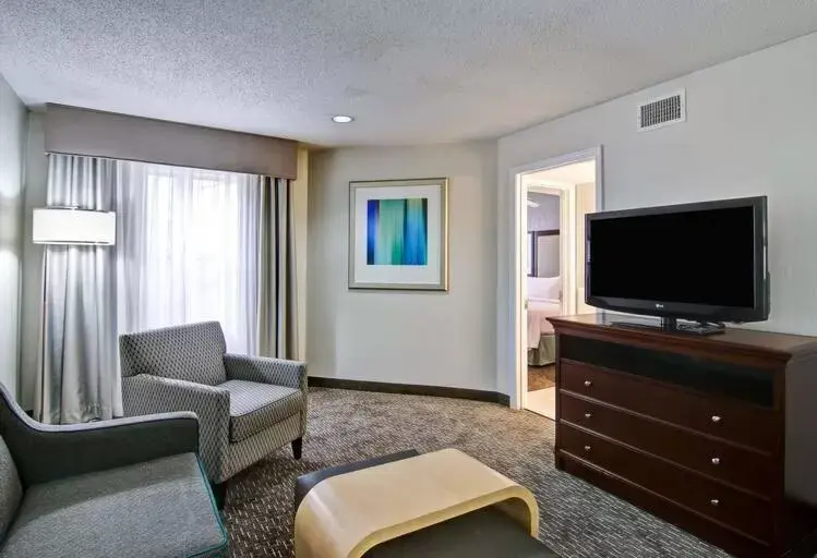 Seating Area in Poplar Inn and Suites