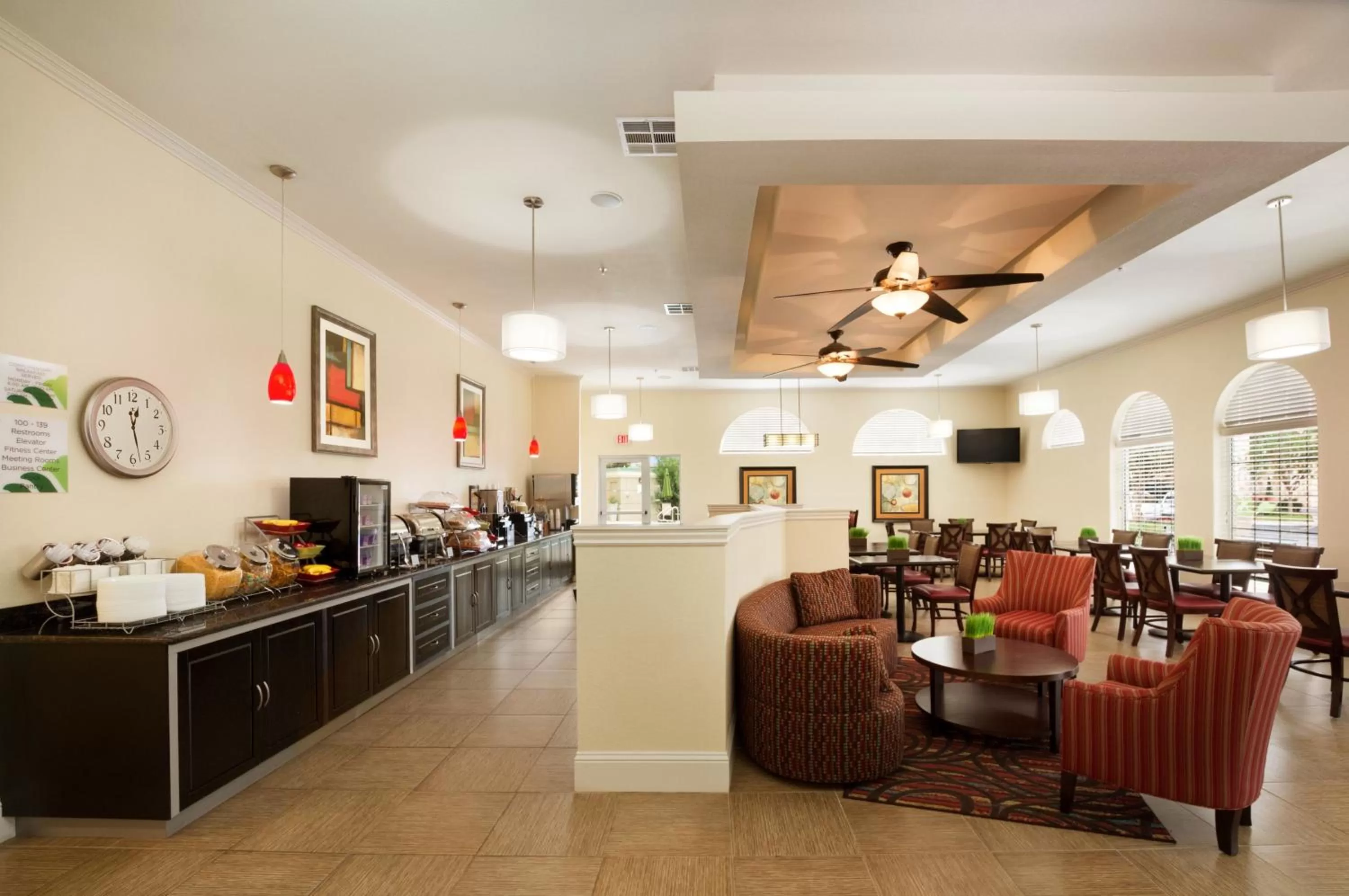 Lobby or reception in Wingate by Wyndham San Marcos