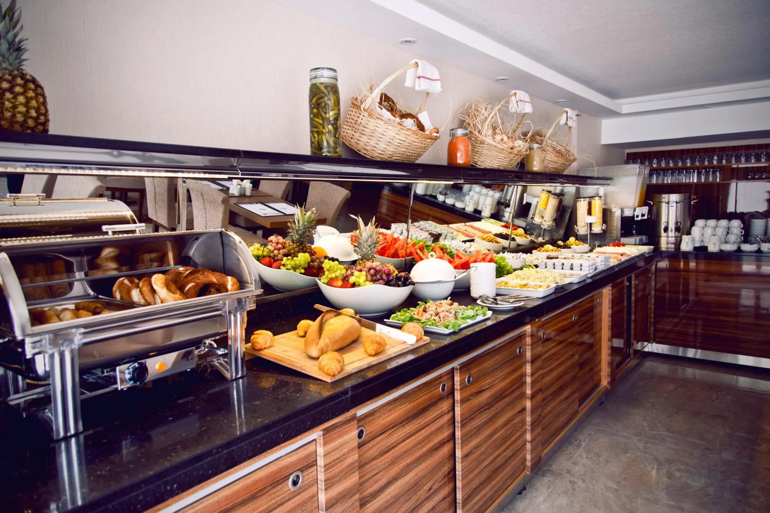 Restaurant/places to eat in Esila Hotel Restaurant/places to eat in Esila Hotel