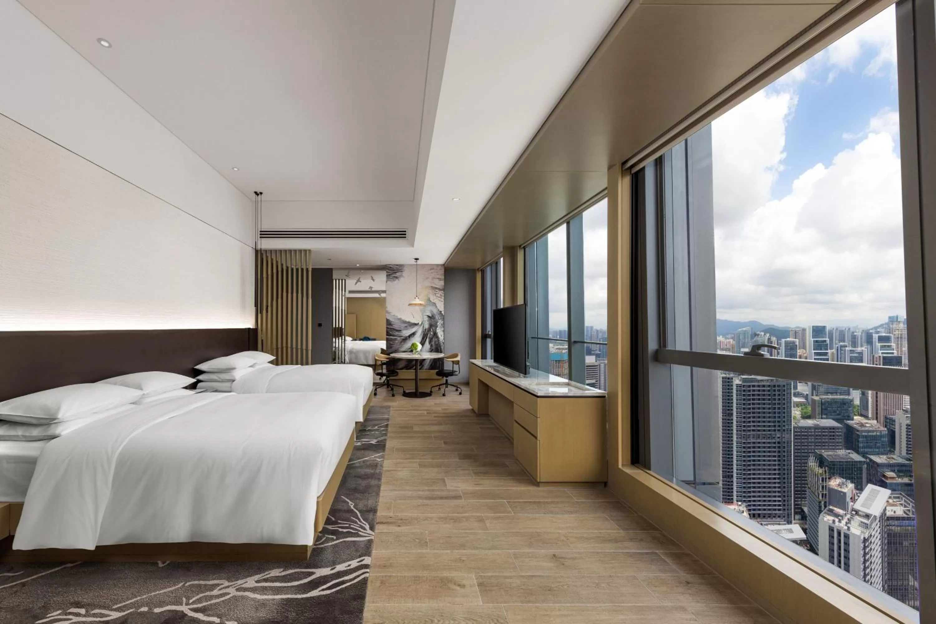 Photo of the whole room, Bed in Renaissance Shenzhen Bay Hotel