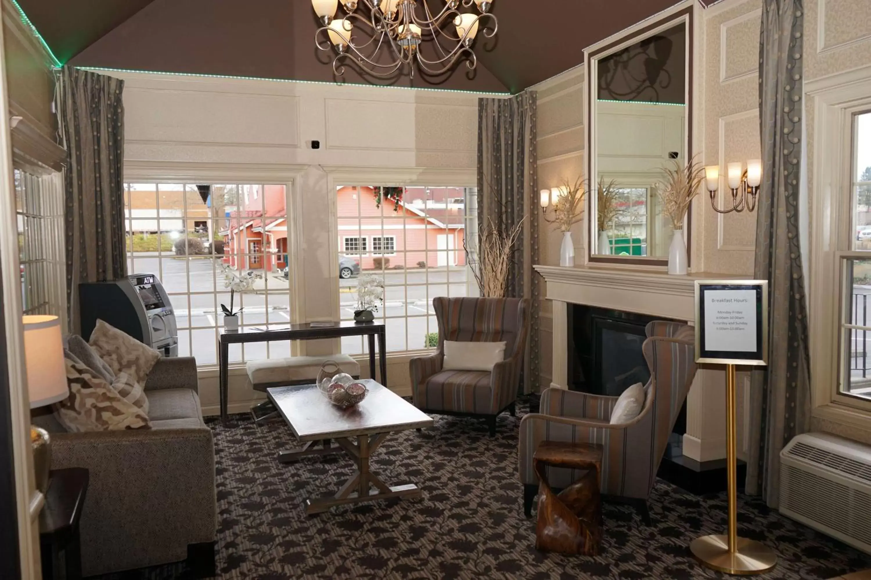 Lobby or reception, Seating Area in Wingate by Wyndham Bellingham Heritage Inn