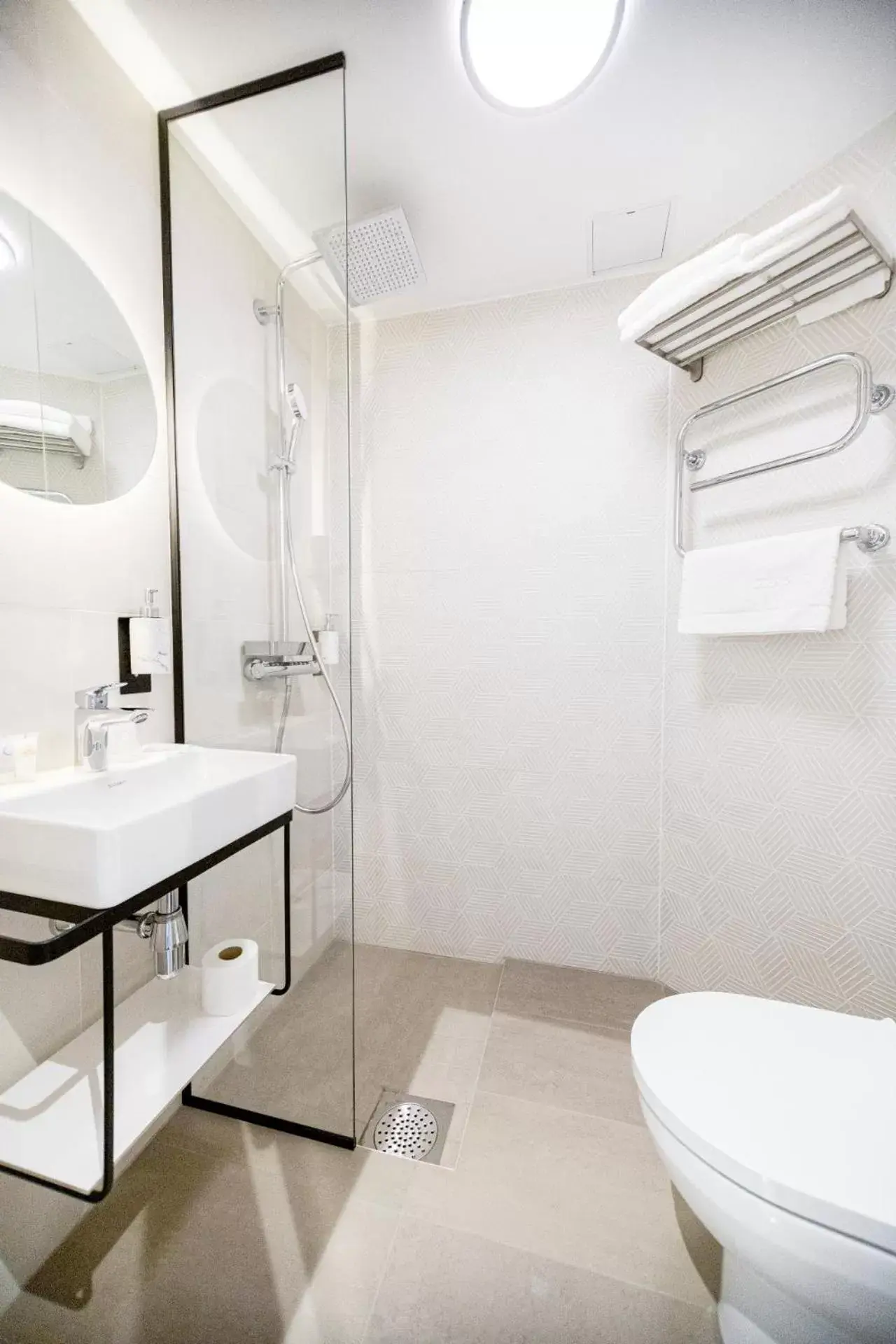 Shower, Bathroom in Rija Old Town Hotel