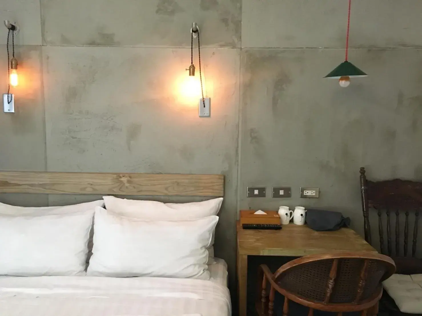 Bed in 禾裕 北車 Hey!U Bed in 禾裕 北車 Hey!U