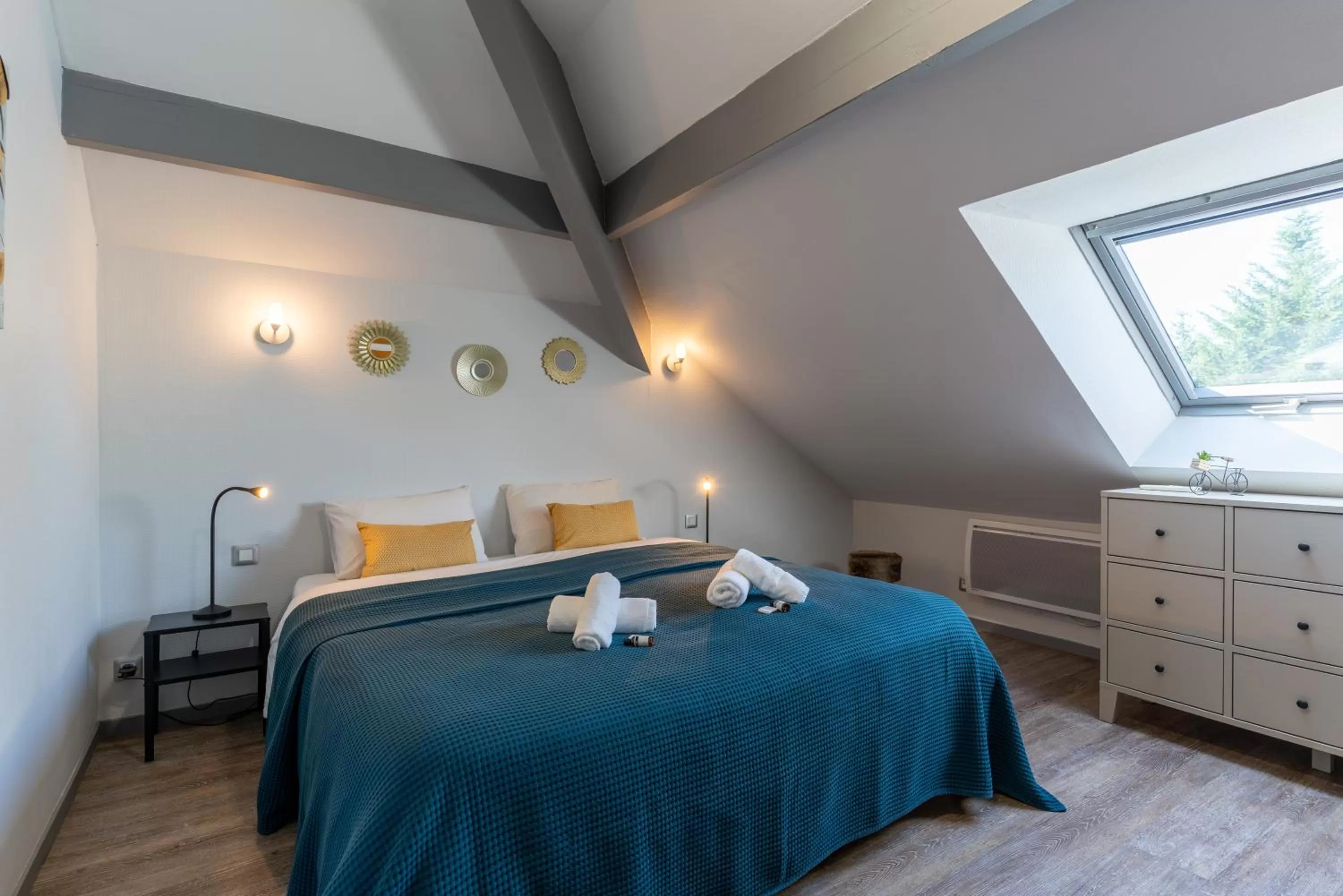 Bedroom, Bed in Residence Croma