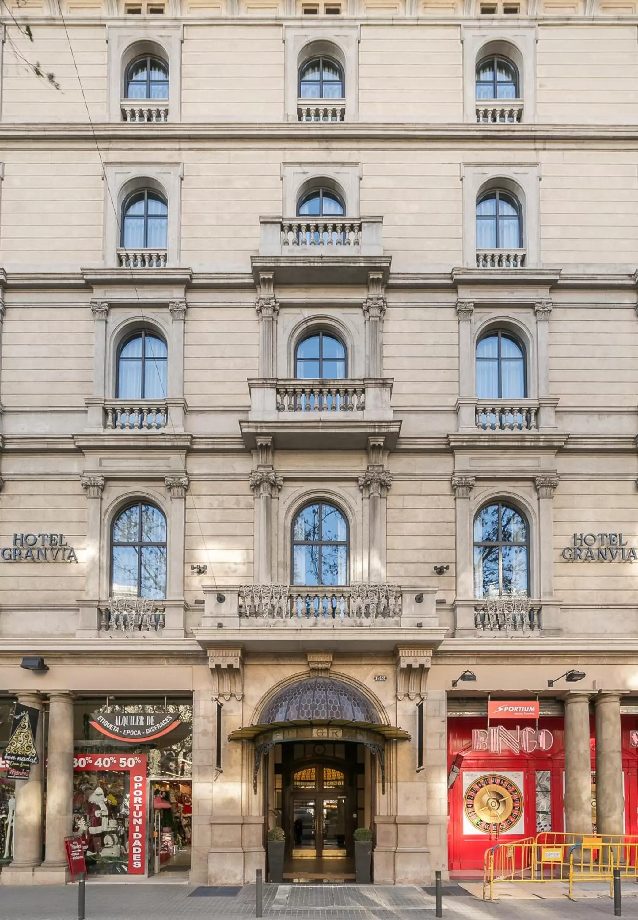 Facade/entrance, Property Building in Hotel Granvia