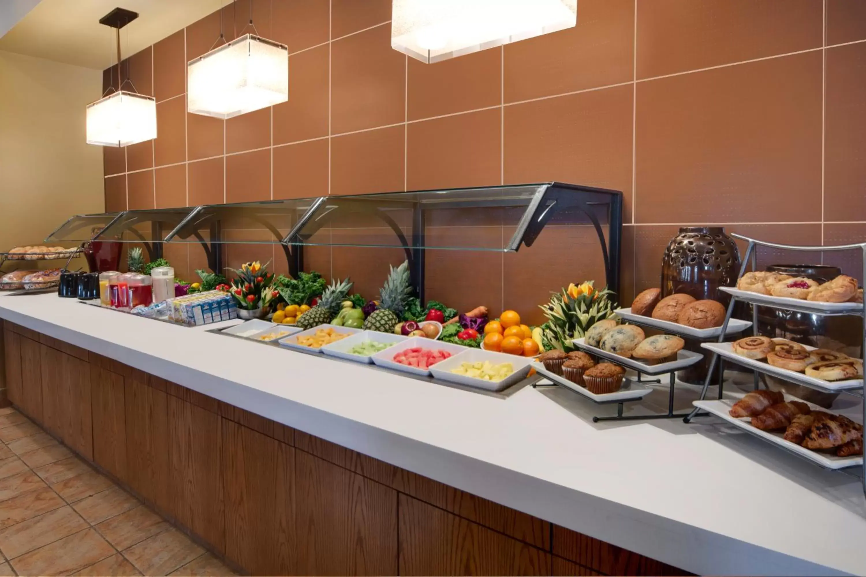 Restaurant/places to eat in Best Western Plus Winnipeg Airport Hotel